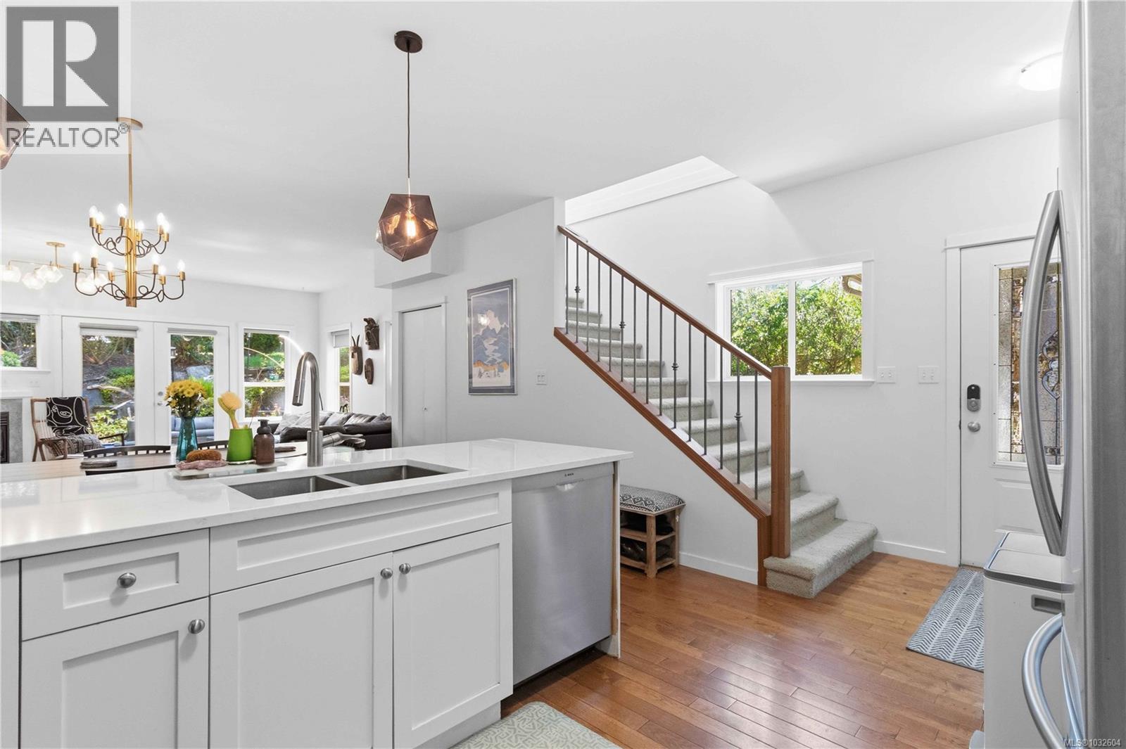  1089 Colville Road, Esquimalt