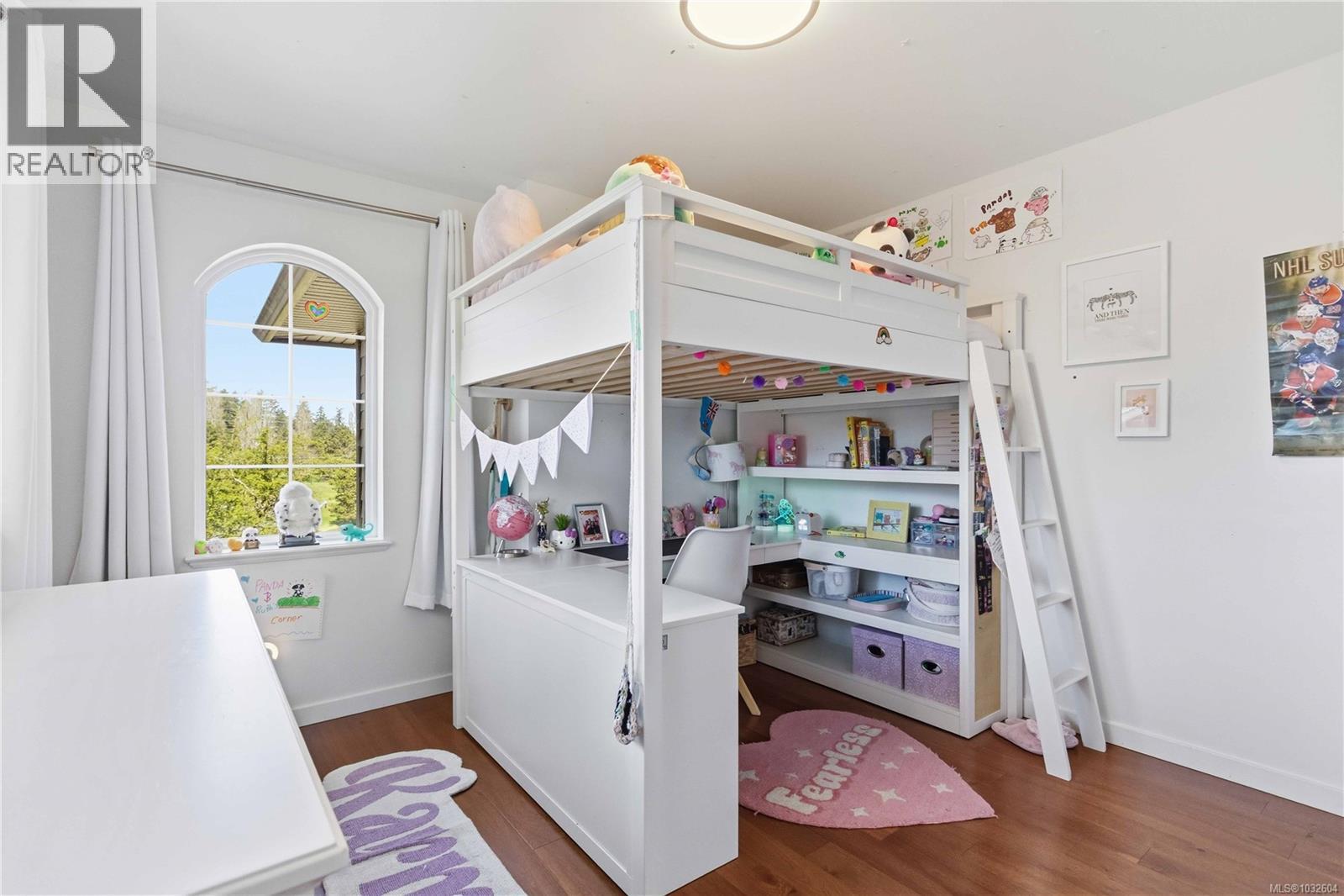  1089 Colville Road, Esquimalt