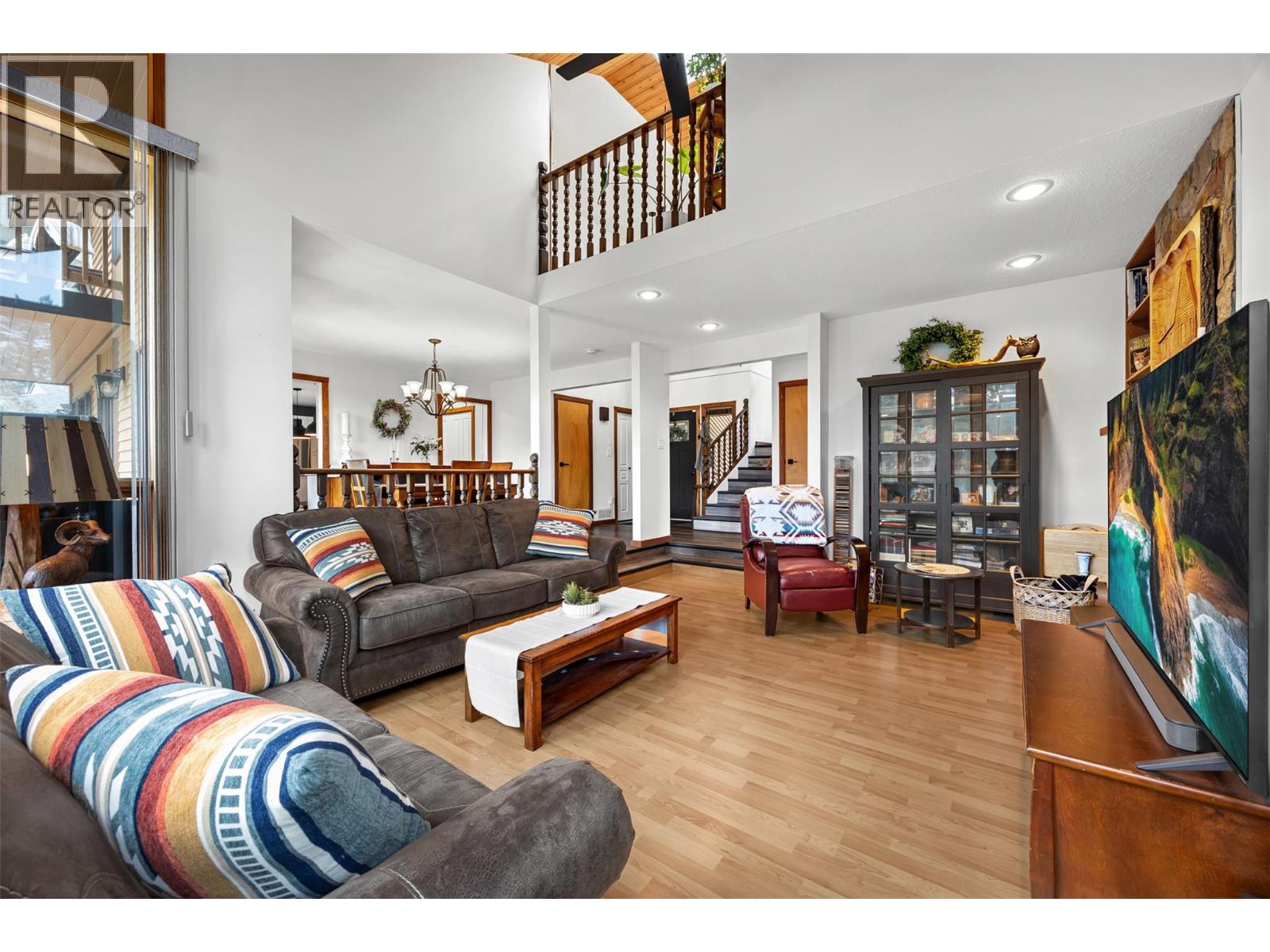 5305 Bradbury Street, Peachland