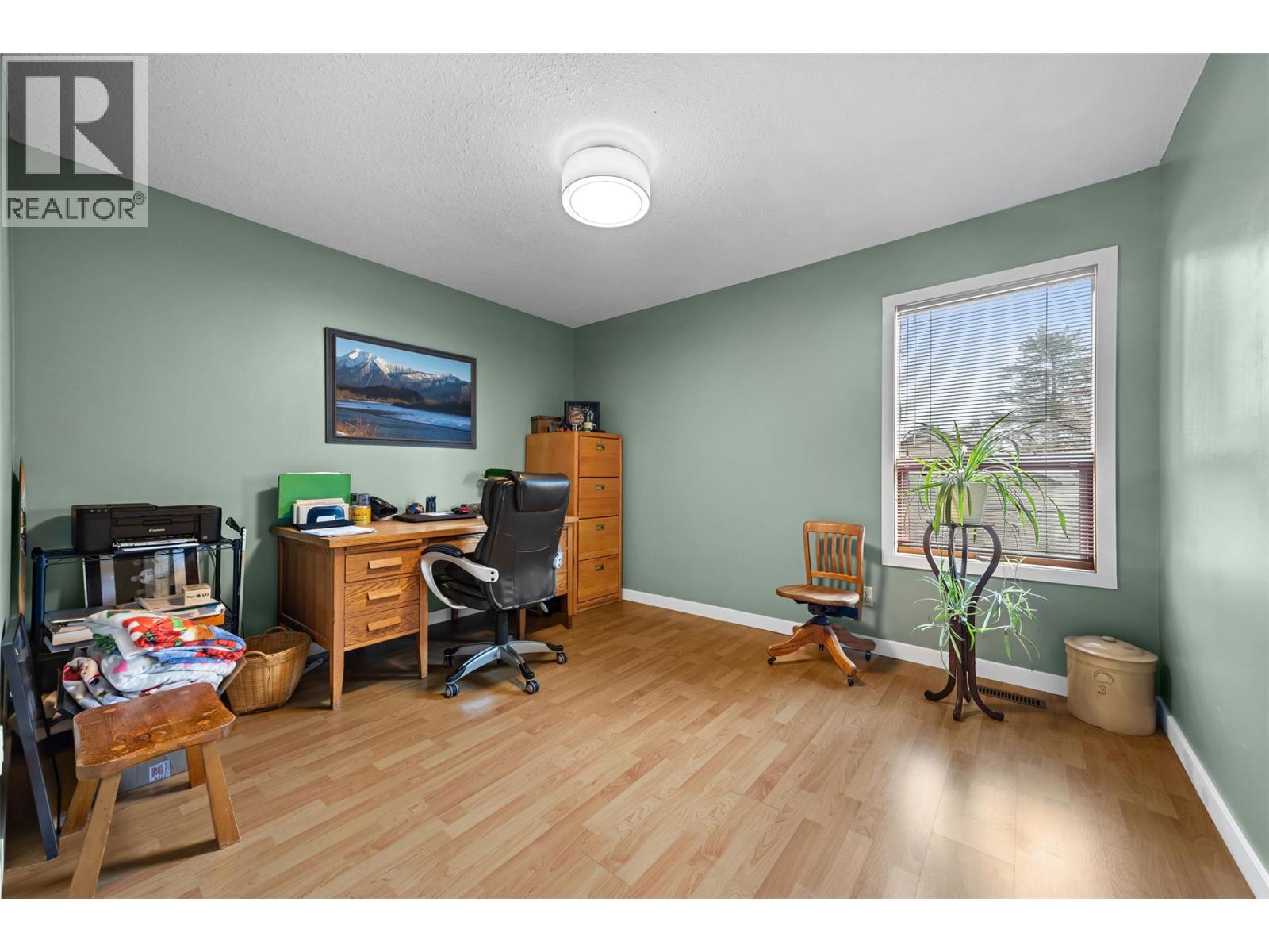 5305 Bradbury Street, Peachland