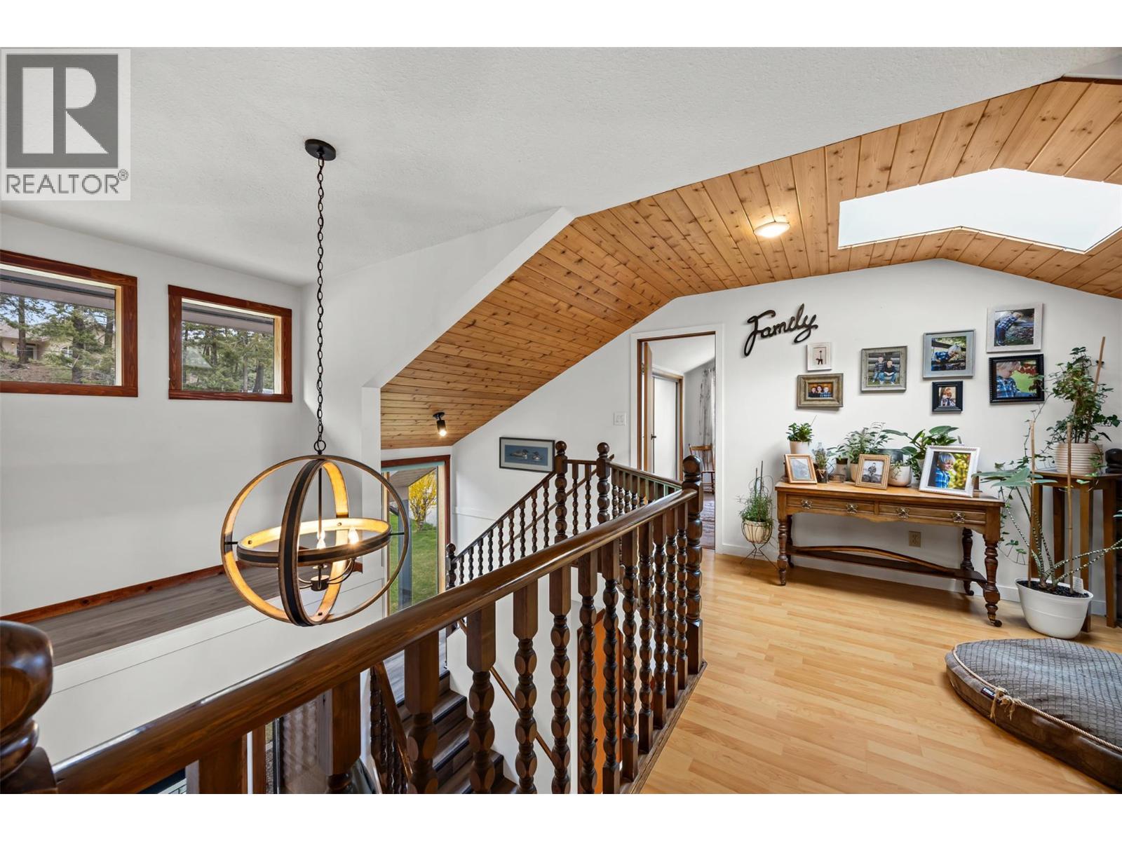 5305 Bradbury Street, Peachland