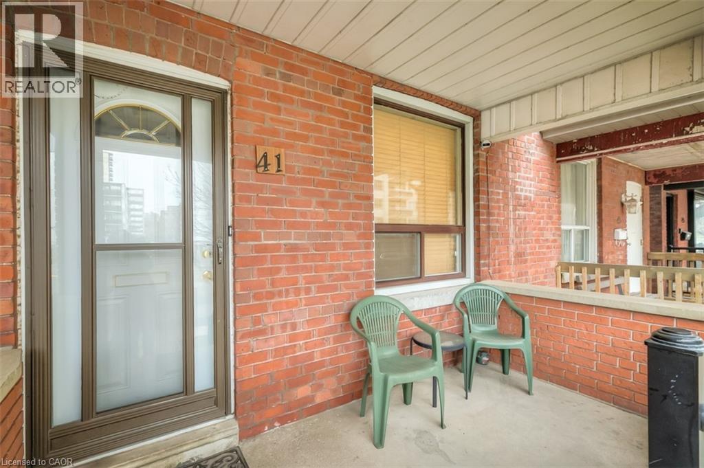 41 SPRINGHURST Avenue - 4