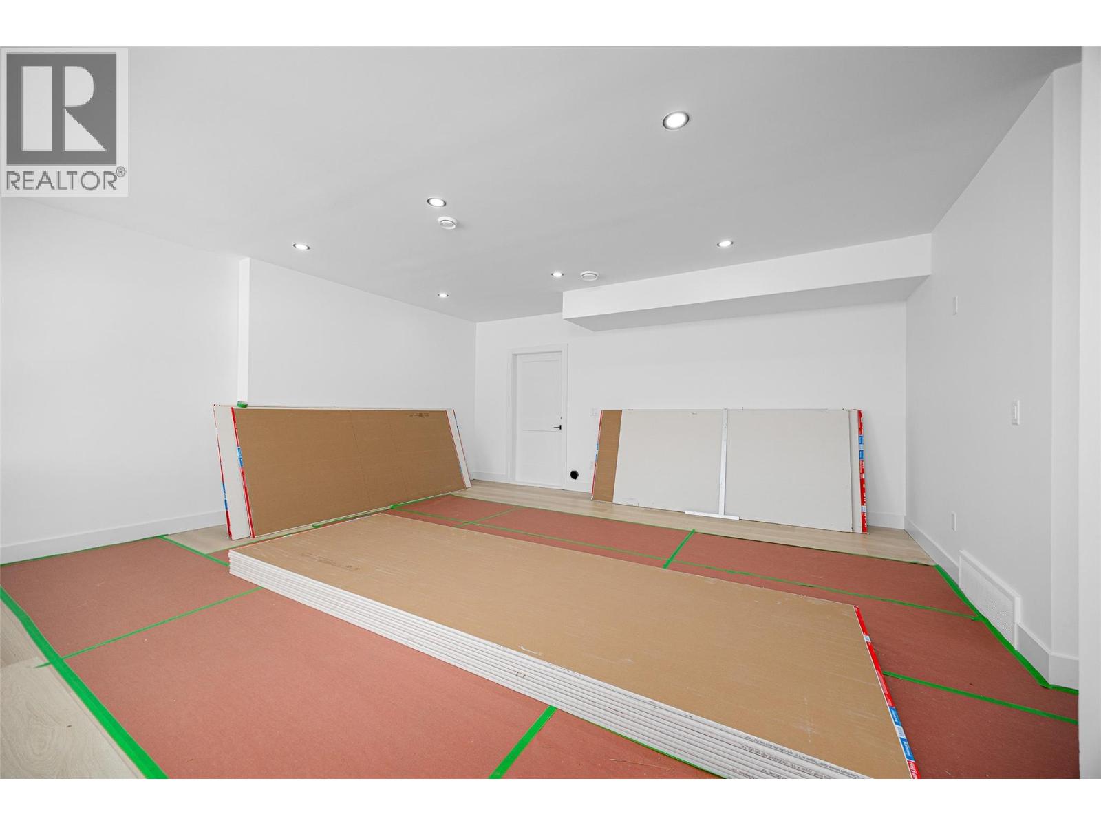 2163 Kentucky Crescent, Kelowna