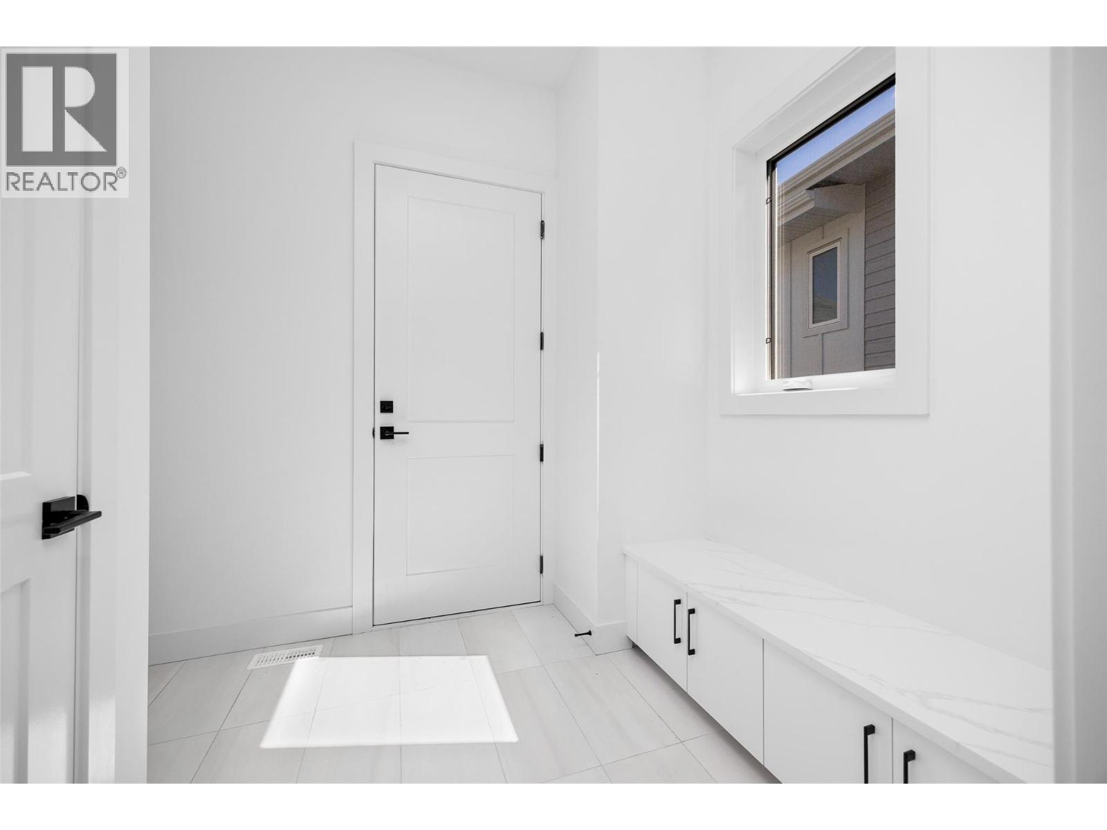 2163 Kentucky Crescent, Kelowna