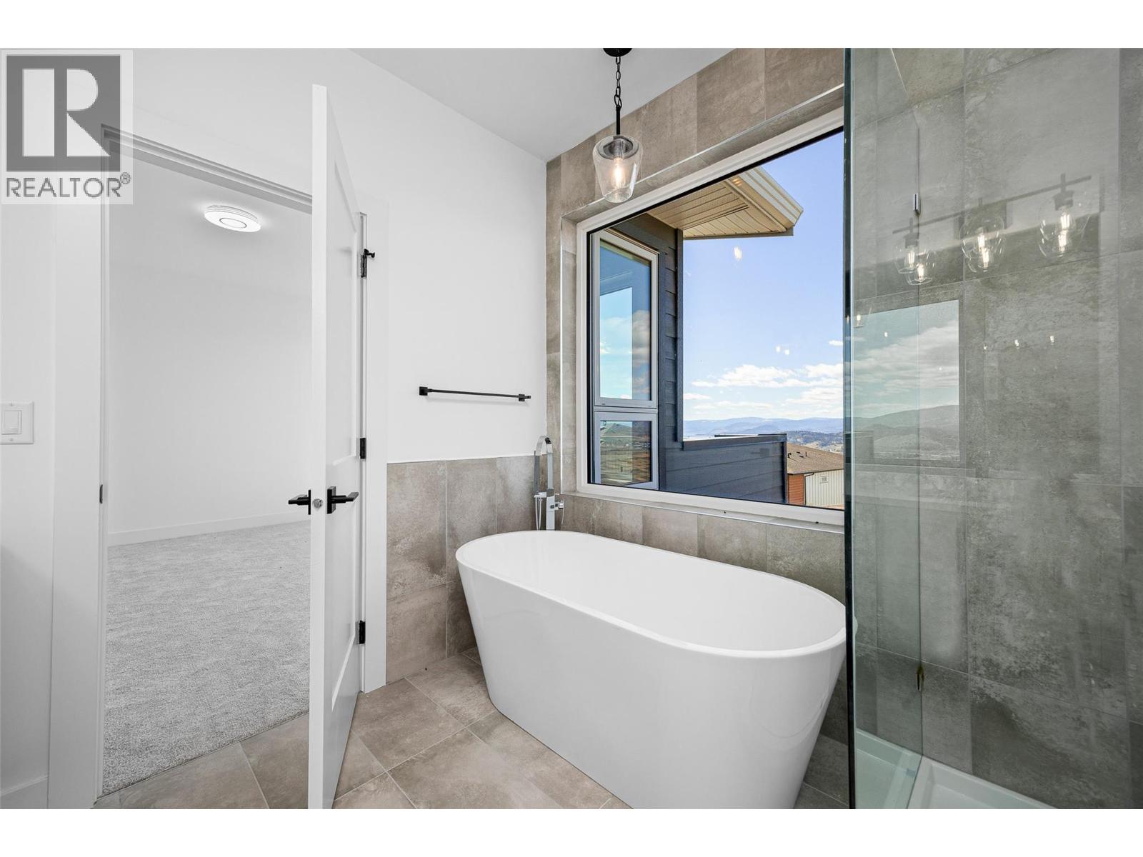 2163 Kentucky Crescent, Kelowna