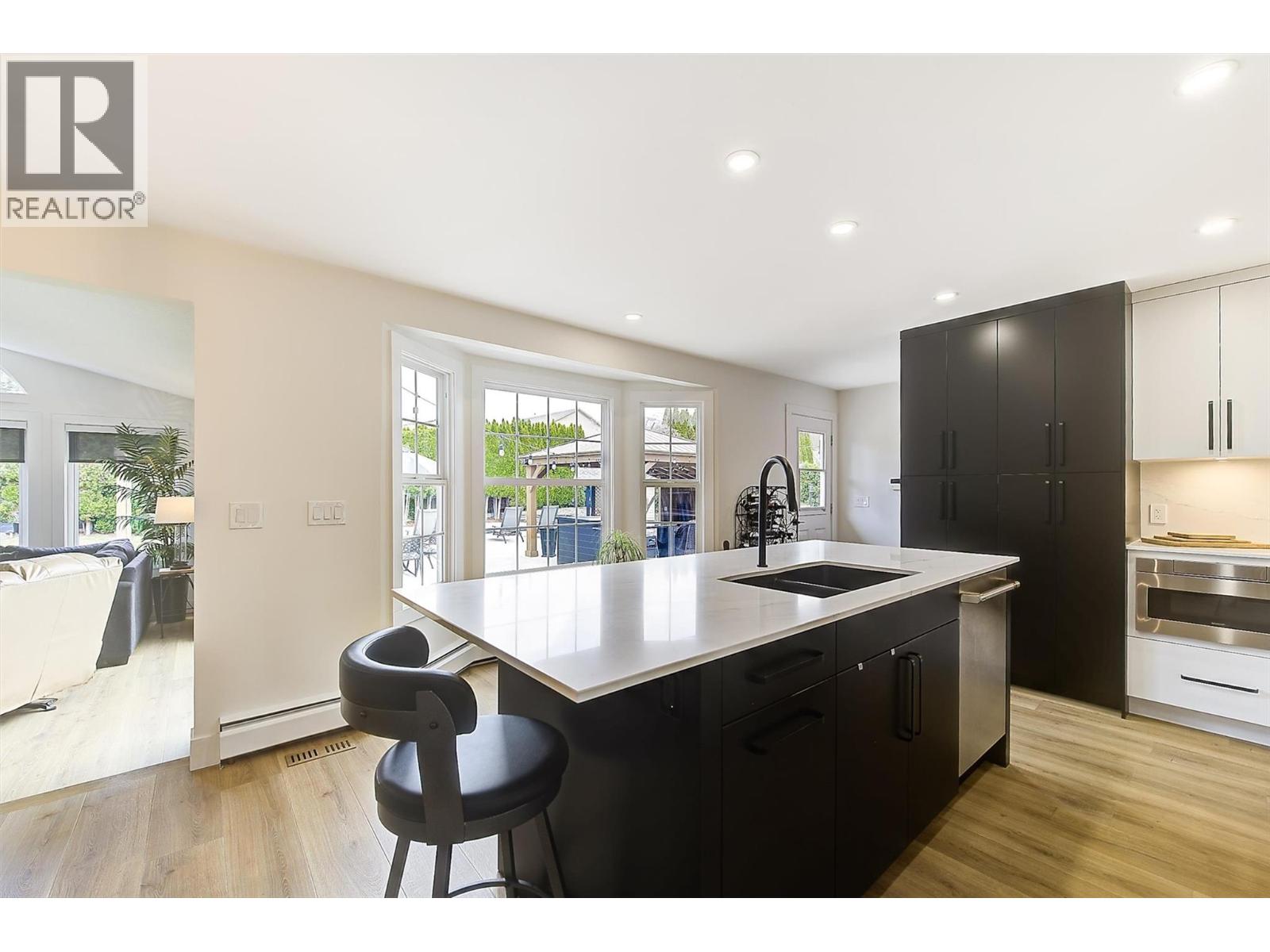 664 Berk Court, Kelowna