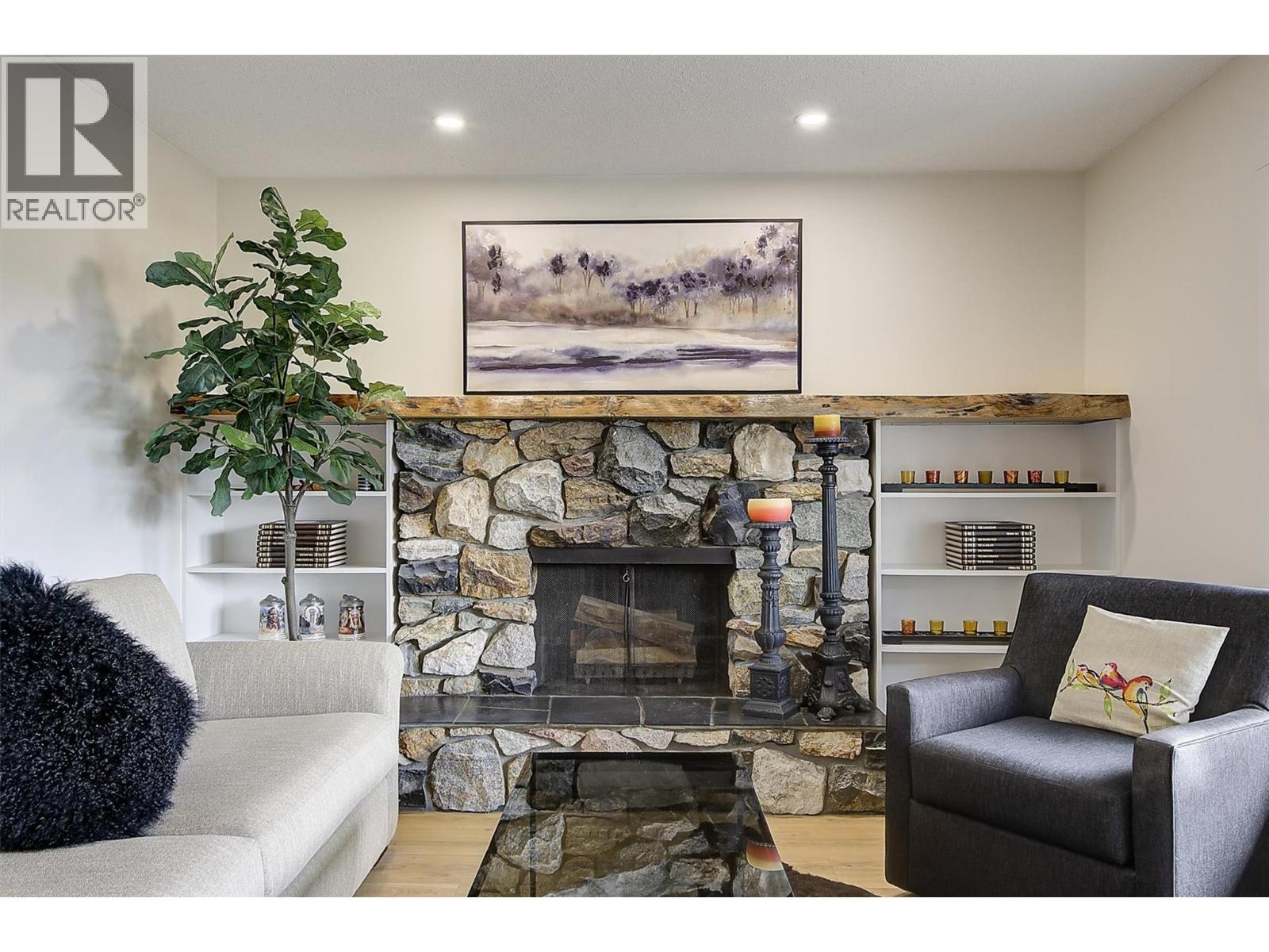 664 Berk Court, Kelowna