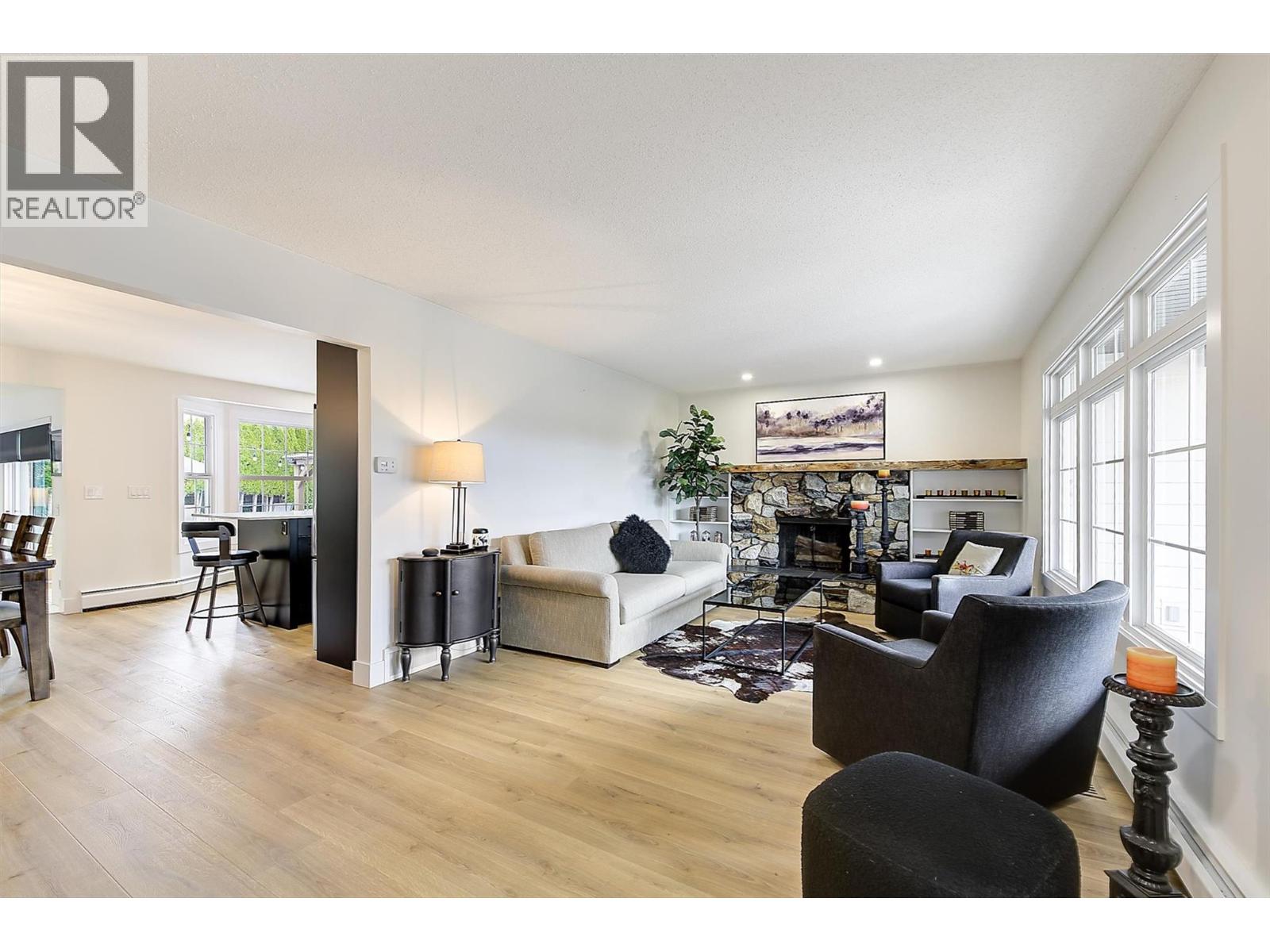 664 Berk Court, Kelowna