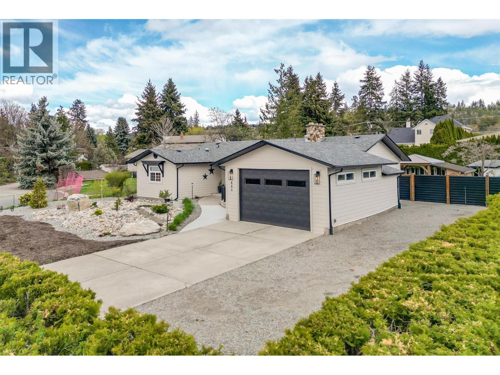 664 Berk Court, Kelowna