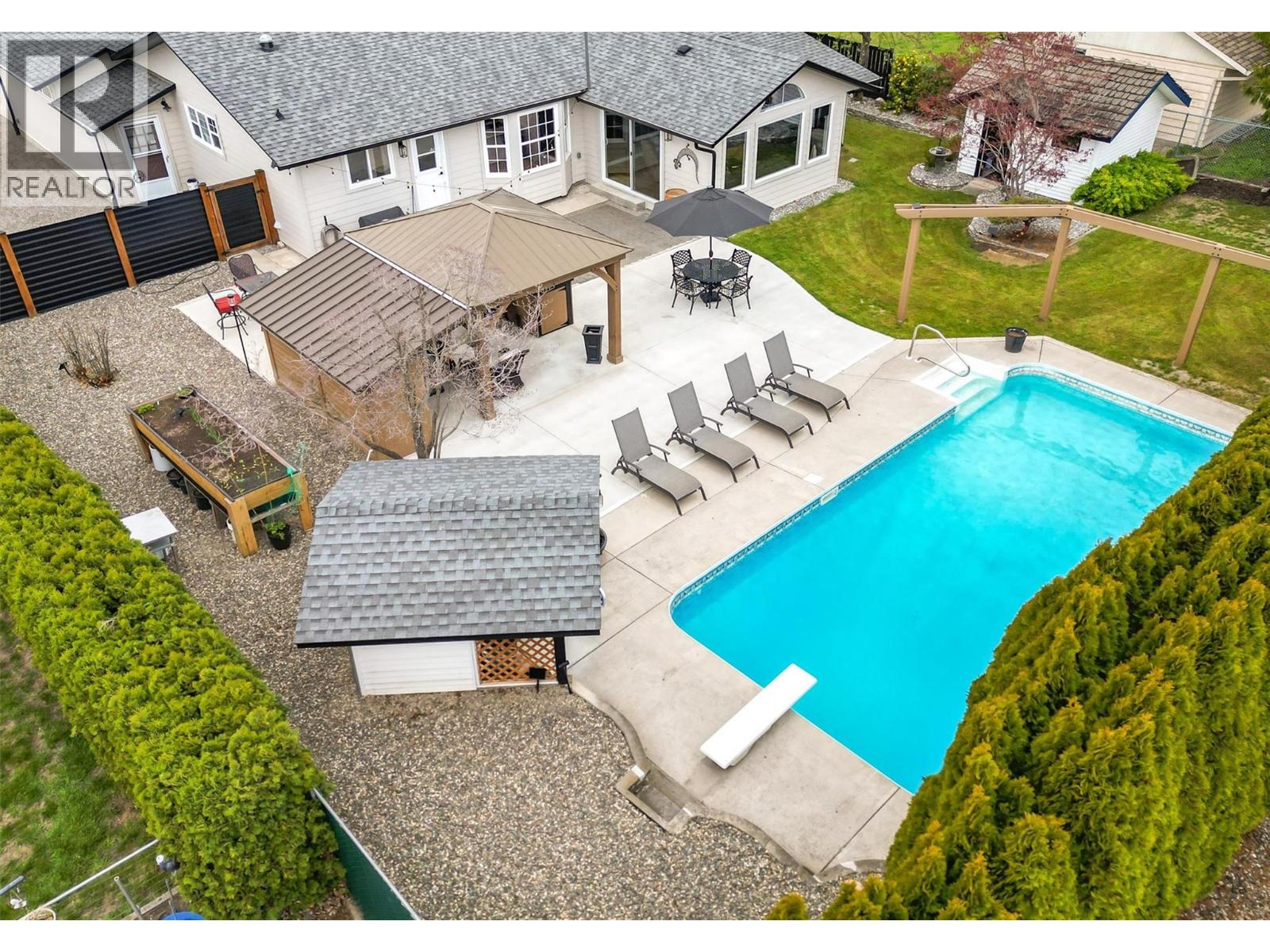 664 Berk Court, Kelowna