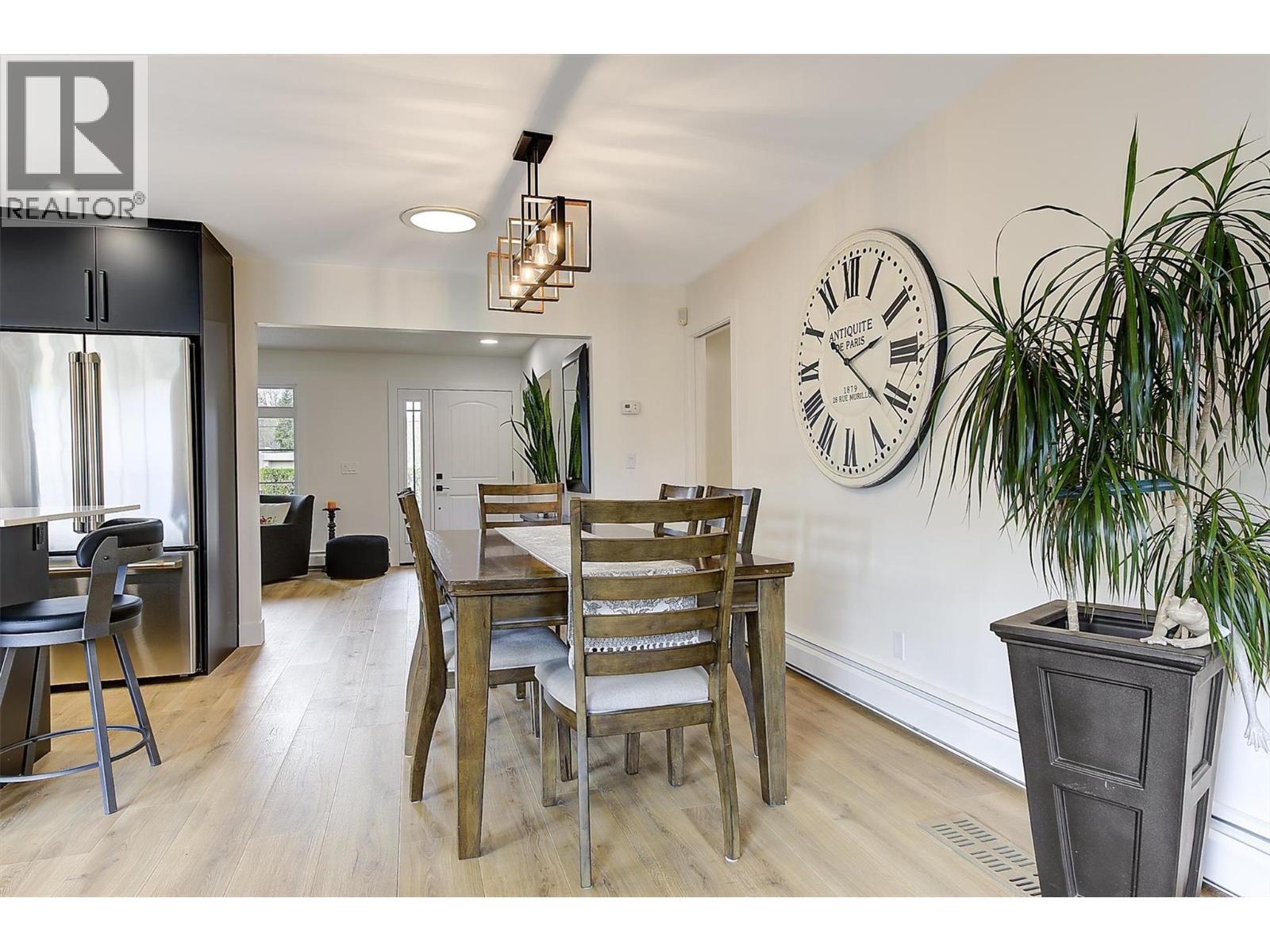 664 Berk Court, Kelowna