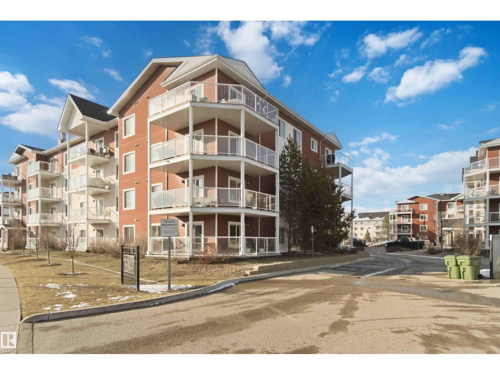 #114 2207 44 AV NW, Edmonton