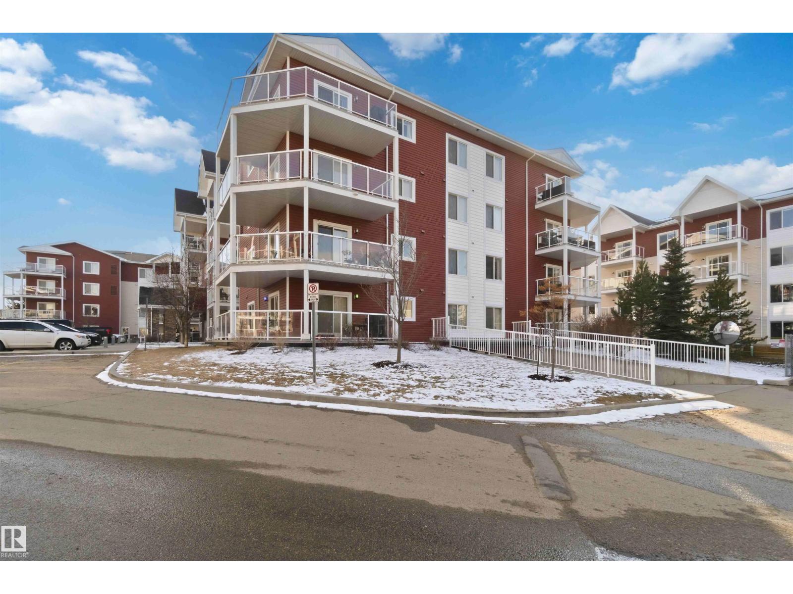 #114 2207 44 AV NW, Edmonton