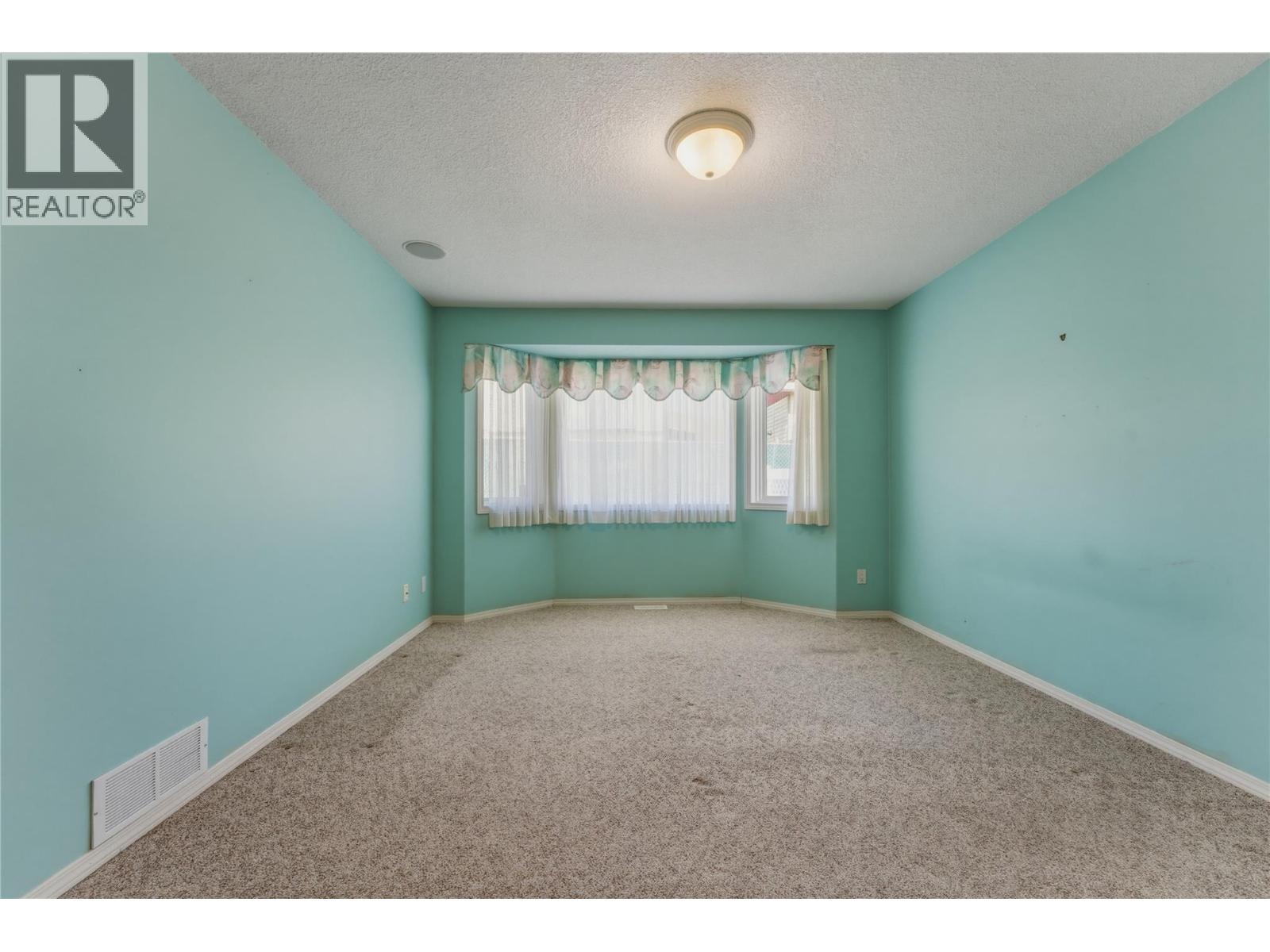 #15 2710 Allenby Way - 15