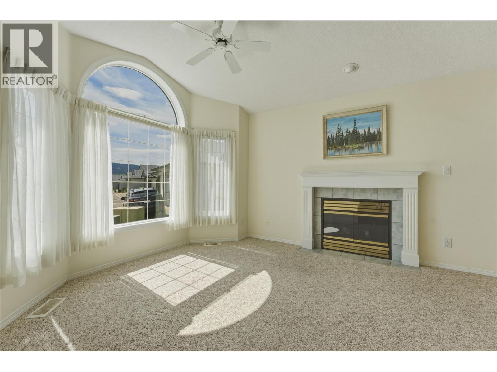 #15 2710 Allenby Way - 4