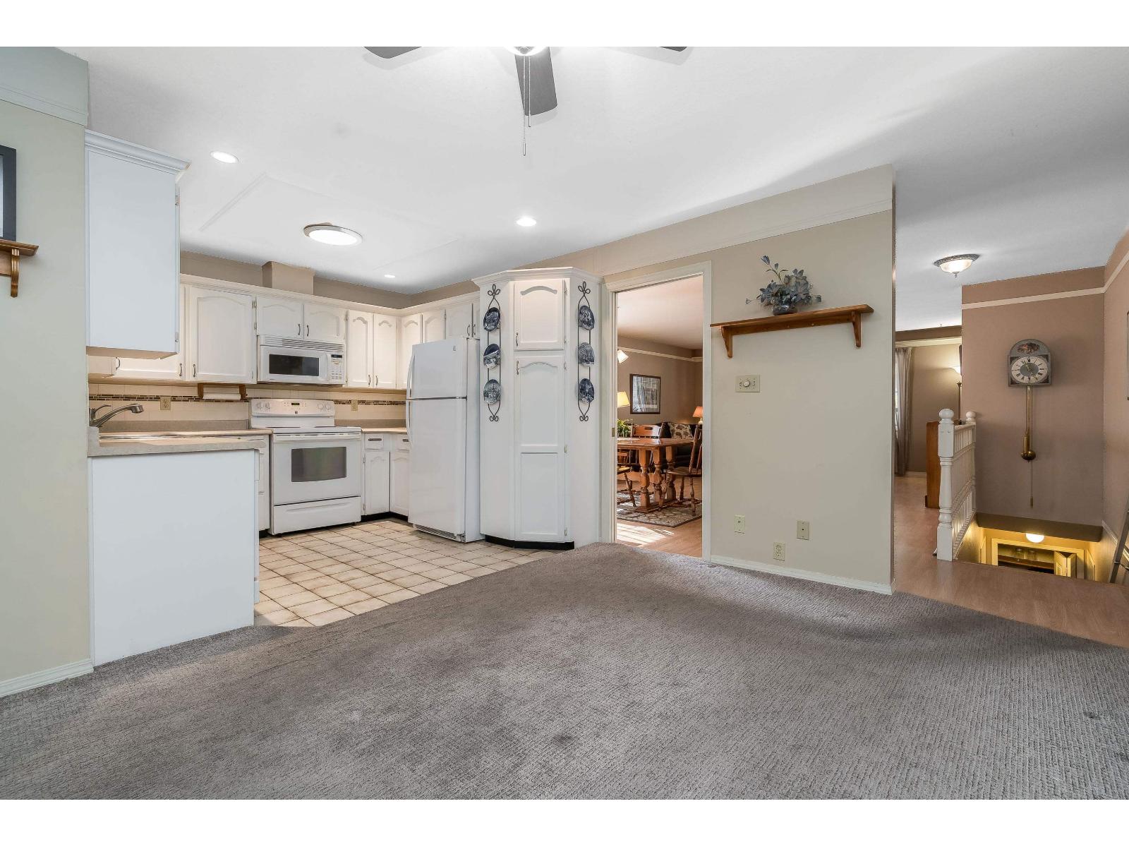 3 Bed, 3 Bath Condo for Sale in Abbotsford – 25 33020 MACLURE ROAD, Abbotsford – MLS# R3113446 - Image 14