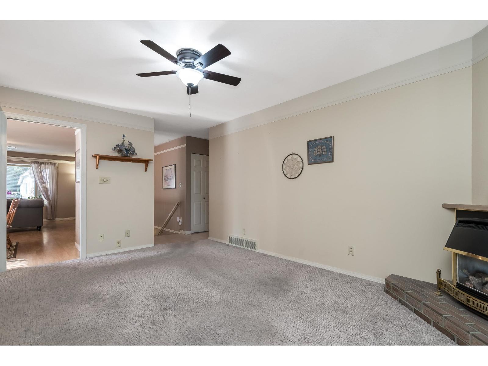 3 Bed, 3 Bath Condo for Sale in Abbotsford – 25 33020 MACLURE ROAD, Abbotsford – MLS# R3113446 - Image 3