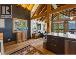 8396 Mountain View Drive, Whistler, BC V8E0G3 Photo 13