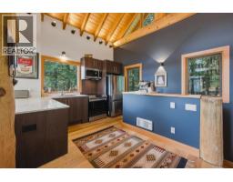 8396 Mountain View Drive, Whistler, BC V8E0G3 Photo 10
