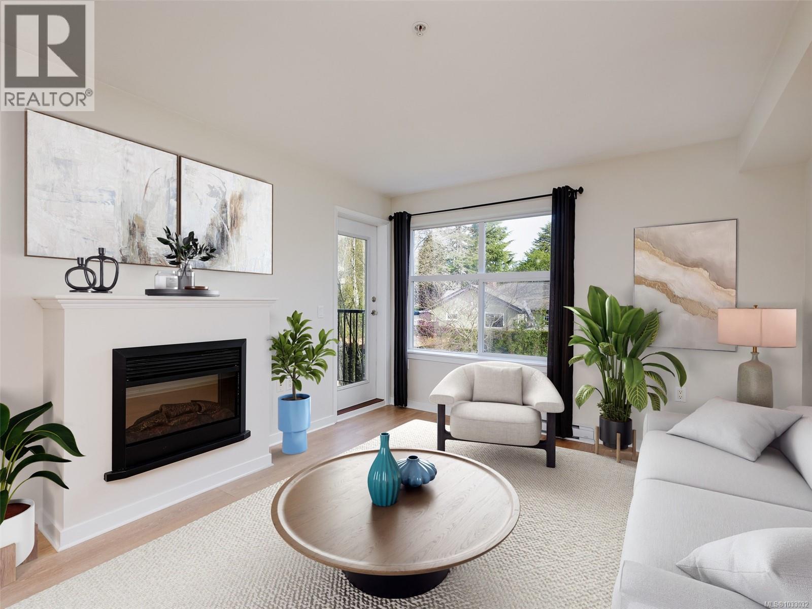 205 1618 North Dairy Road, Saanich