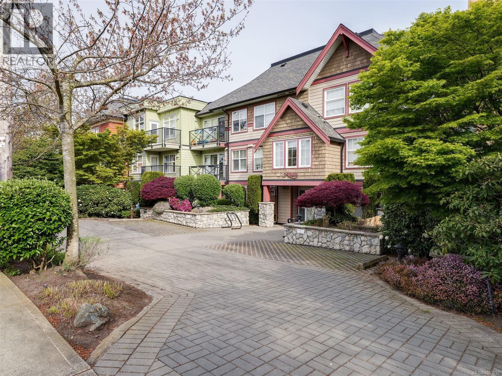 205 1618 North Dairy Road, Saanich