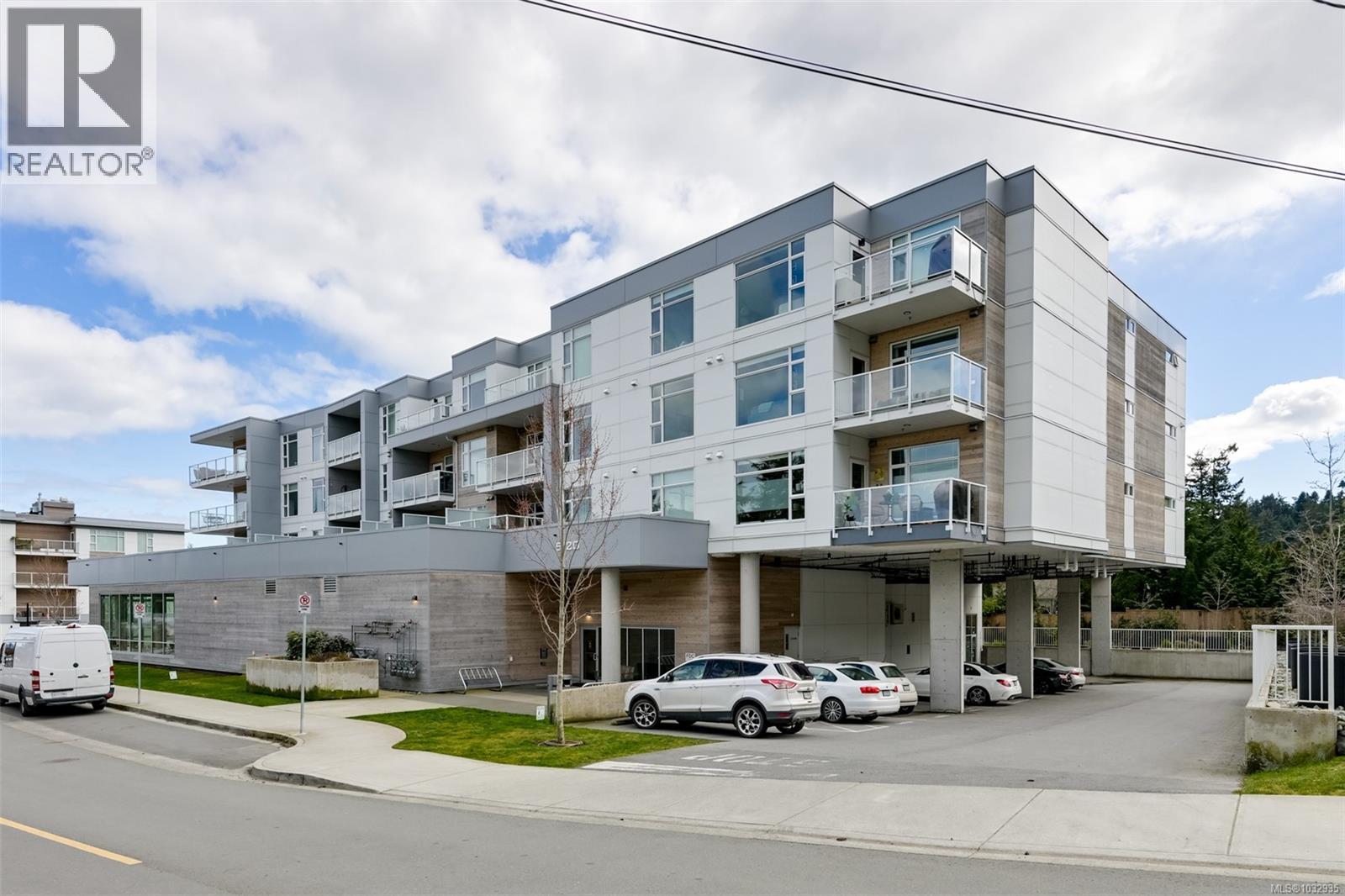 #301 5120 Cordova Bay Rd - 2