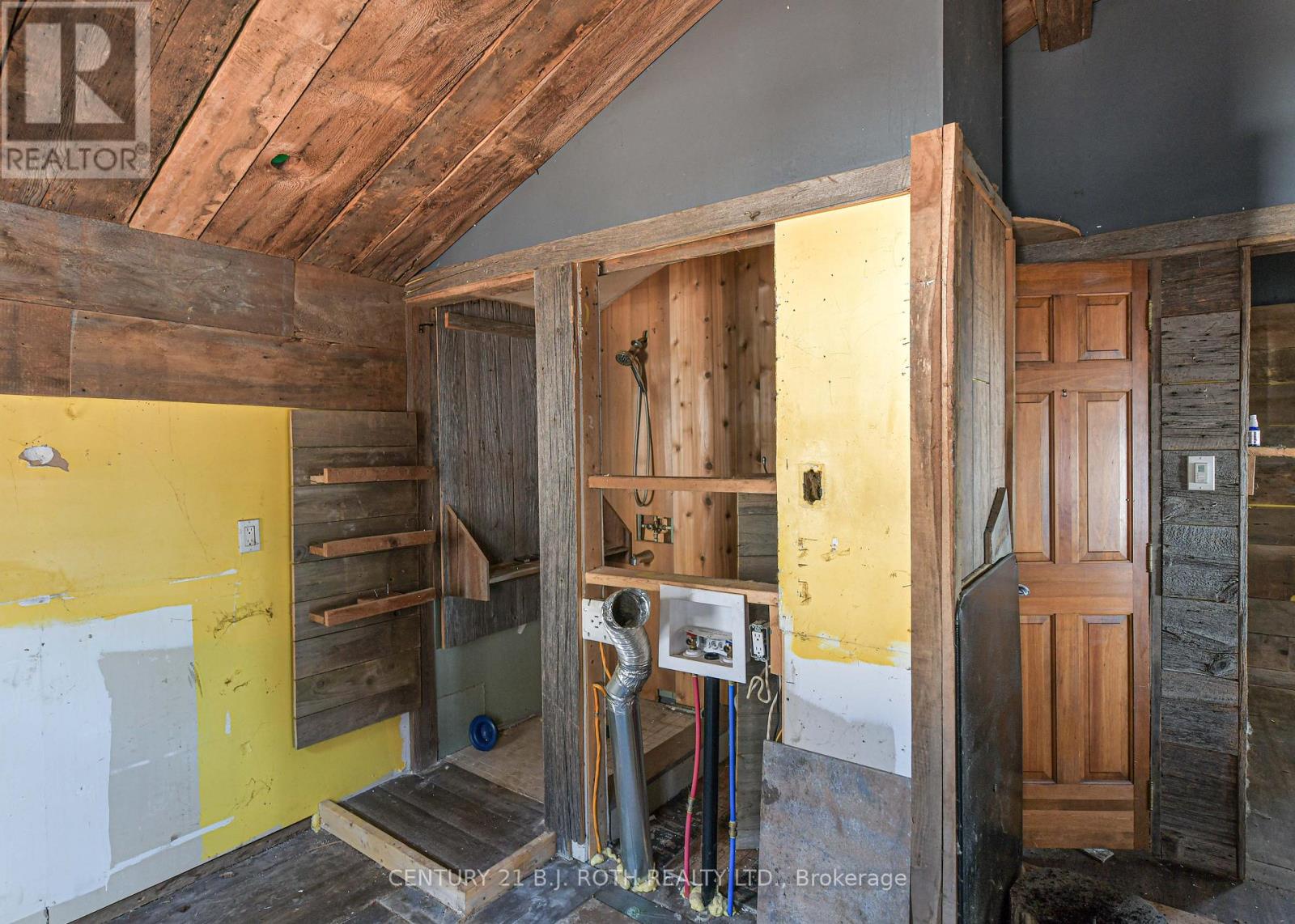 #1 230 232 LAKE DALRYMPLE ROAD - 20