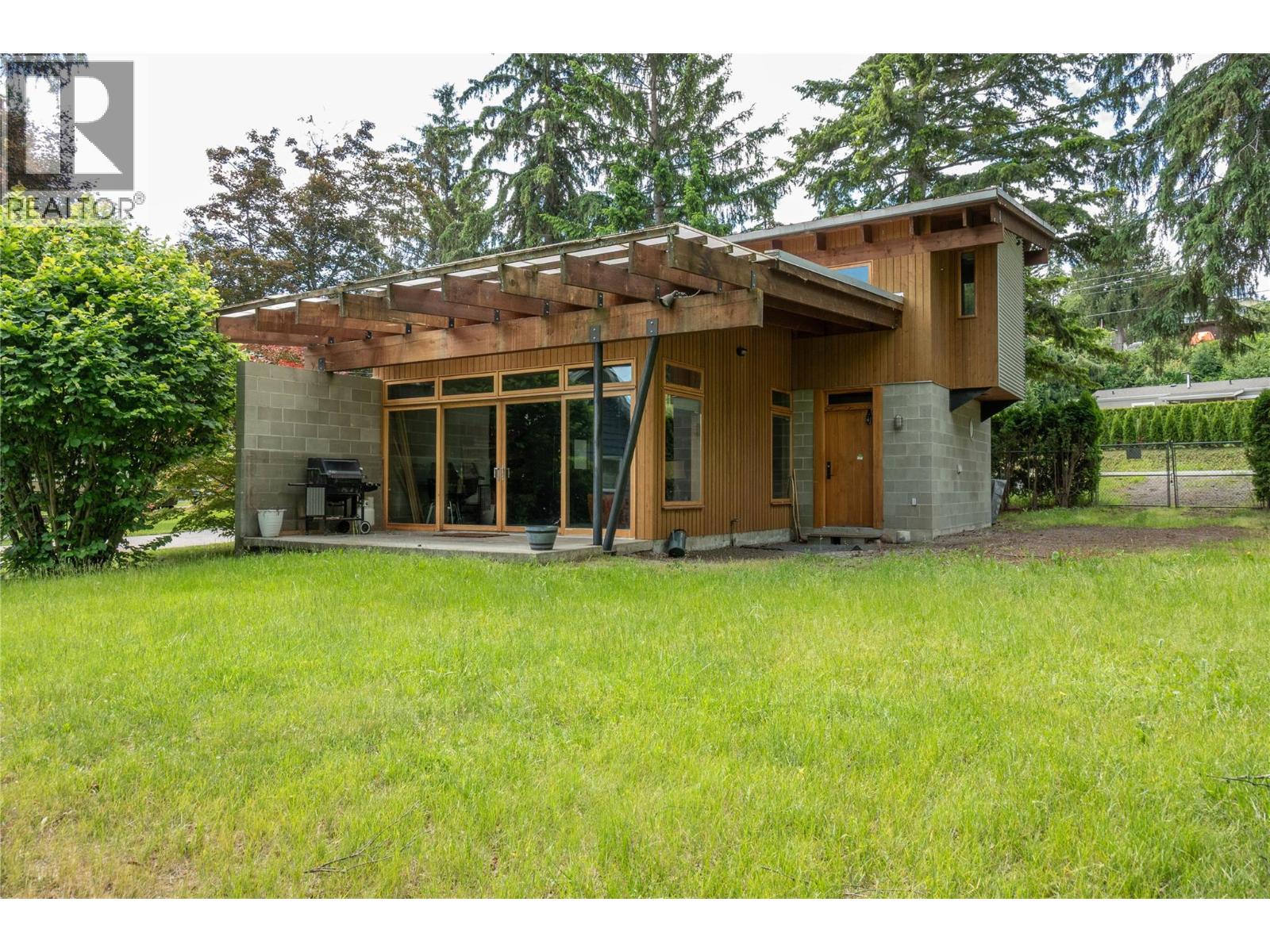1259 Dieppe Road - 37