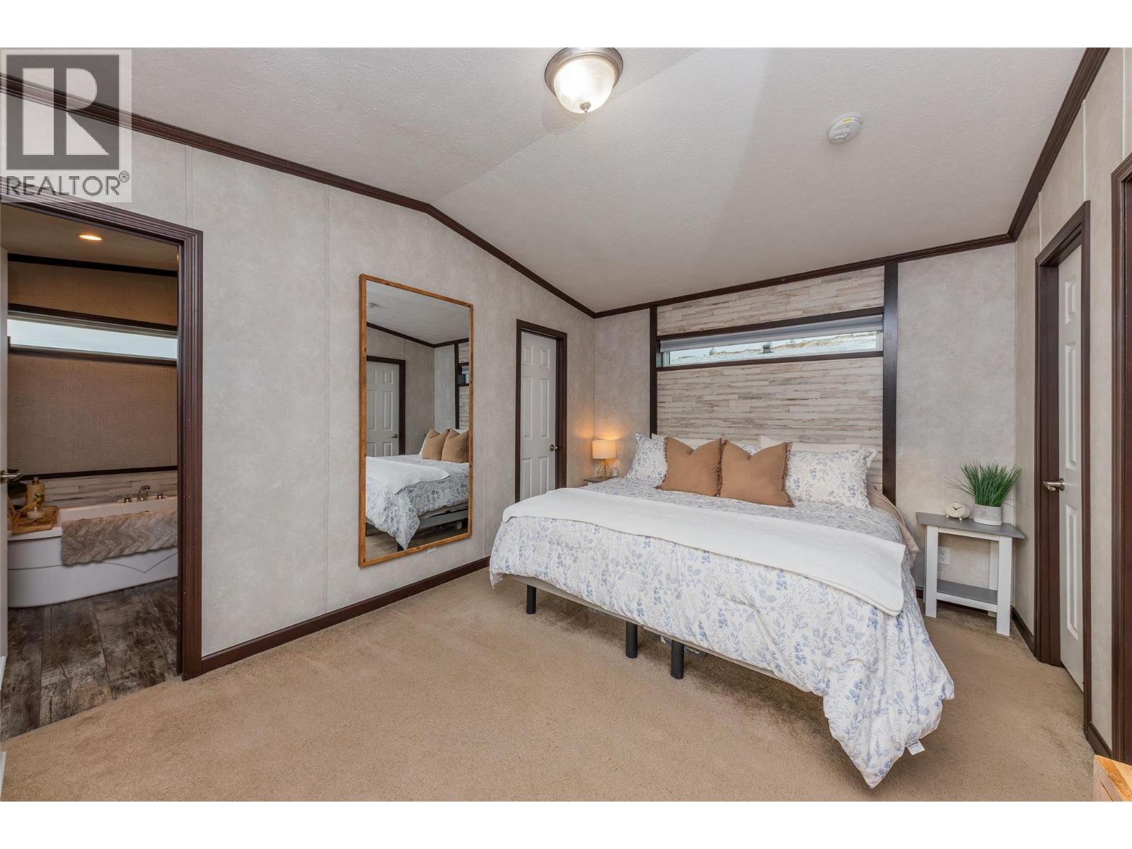 #103 5005 River Road - 16