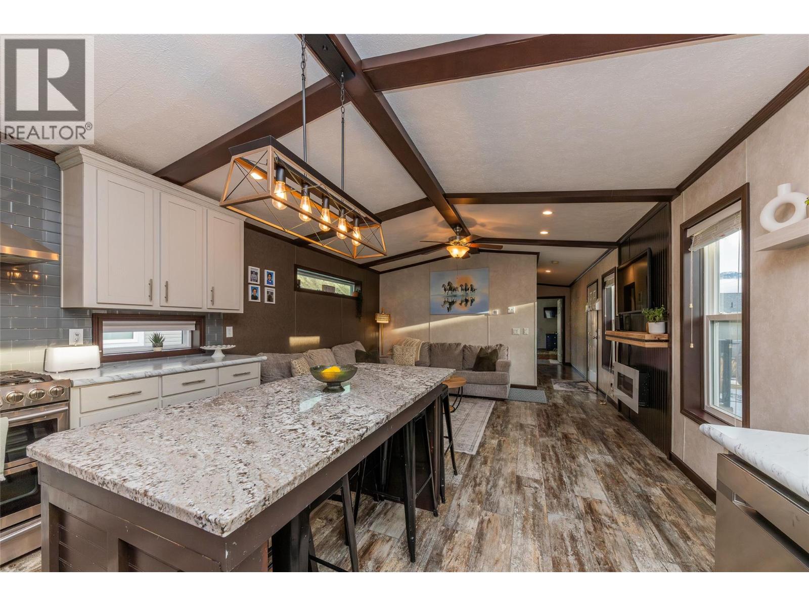 #103 5005 River Road - 5