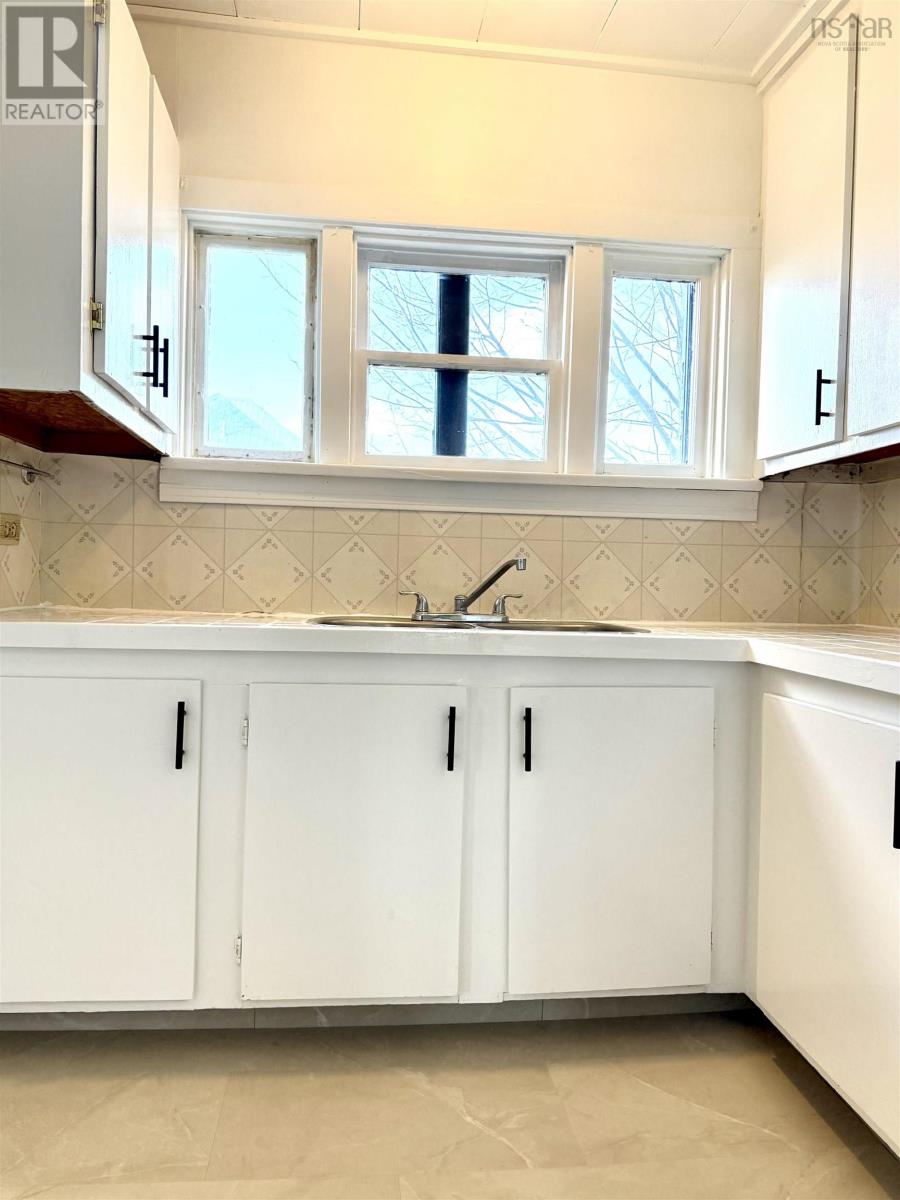 Property 16 of 50 of 190 Church Street