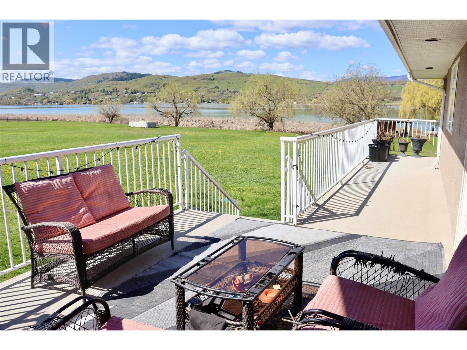 7792 Lochdale Road, Vernon
