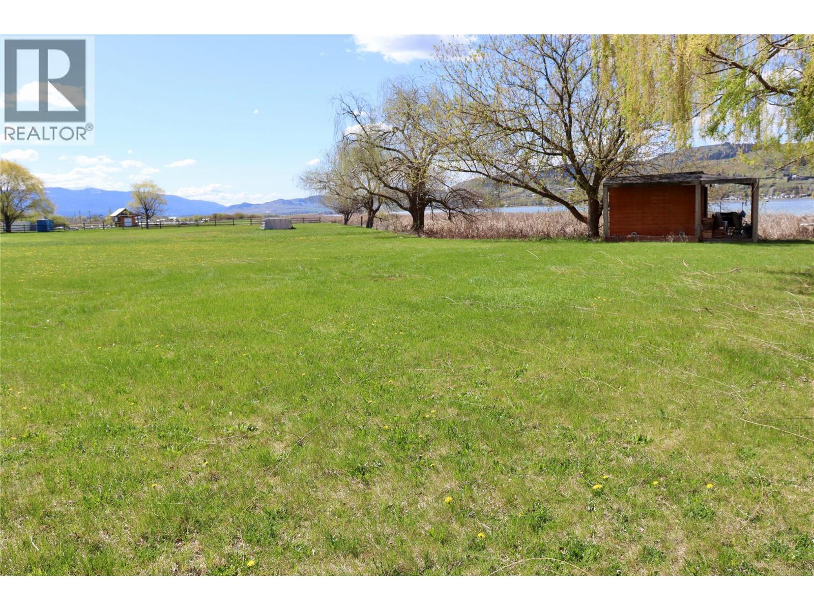 7792 Lochdale Road, Vernon