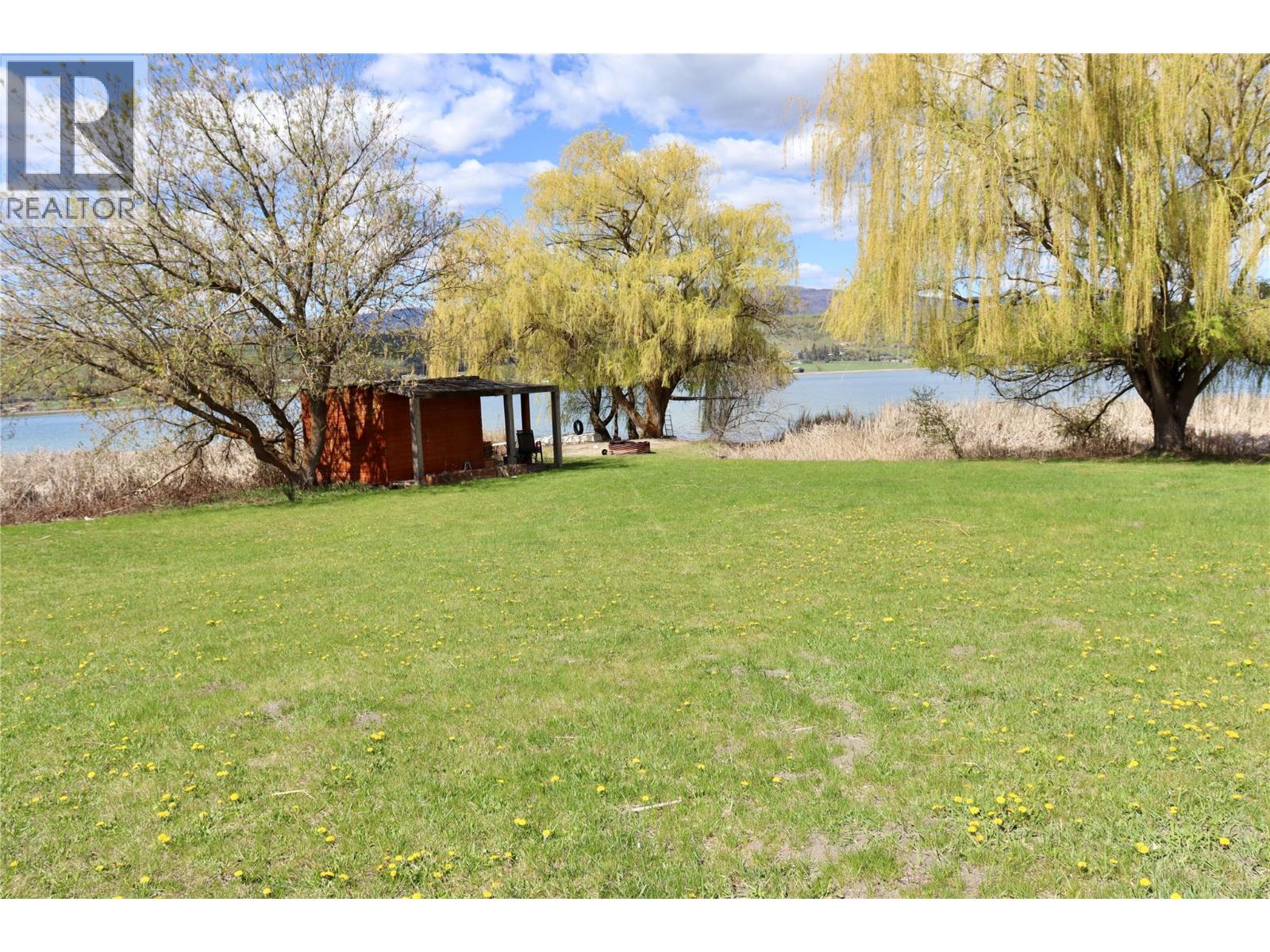 7792 Lochdale Road, Vernon