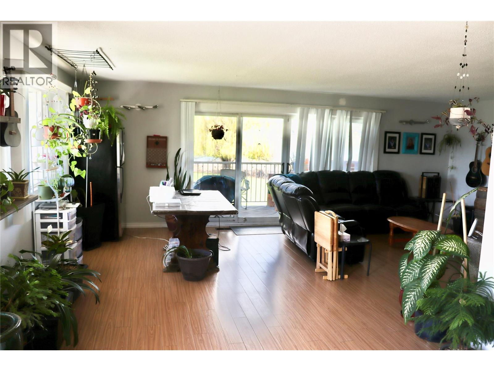 7792 Lochdale Road, Vernon