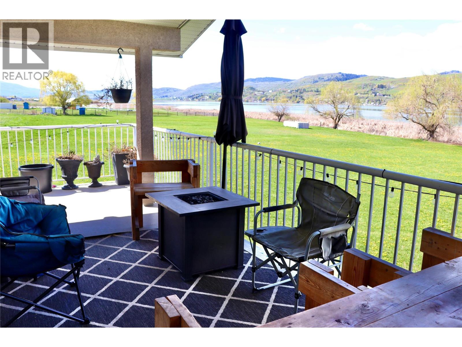 7792 Lochdale Road, Vernon