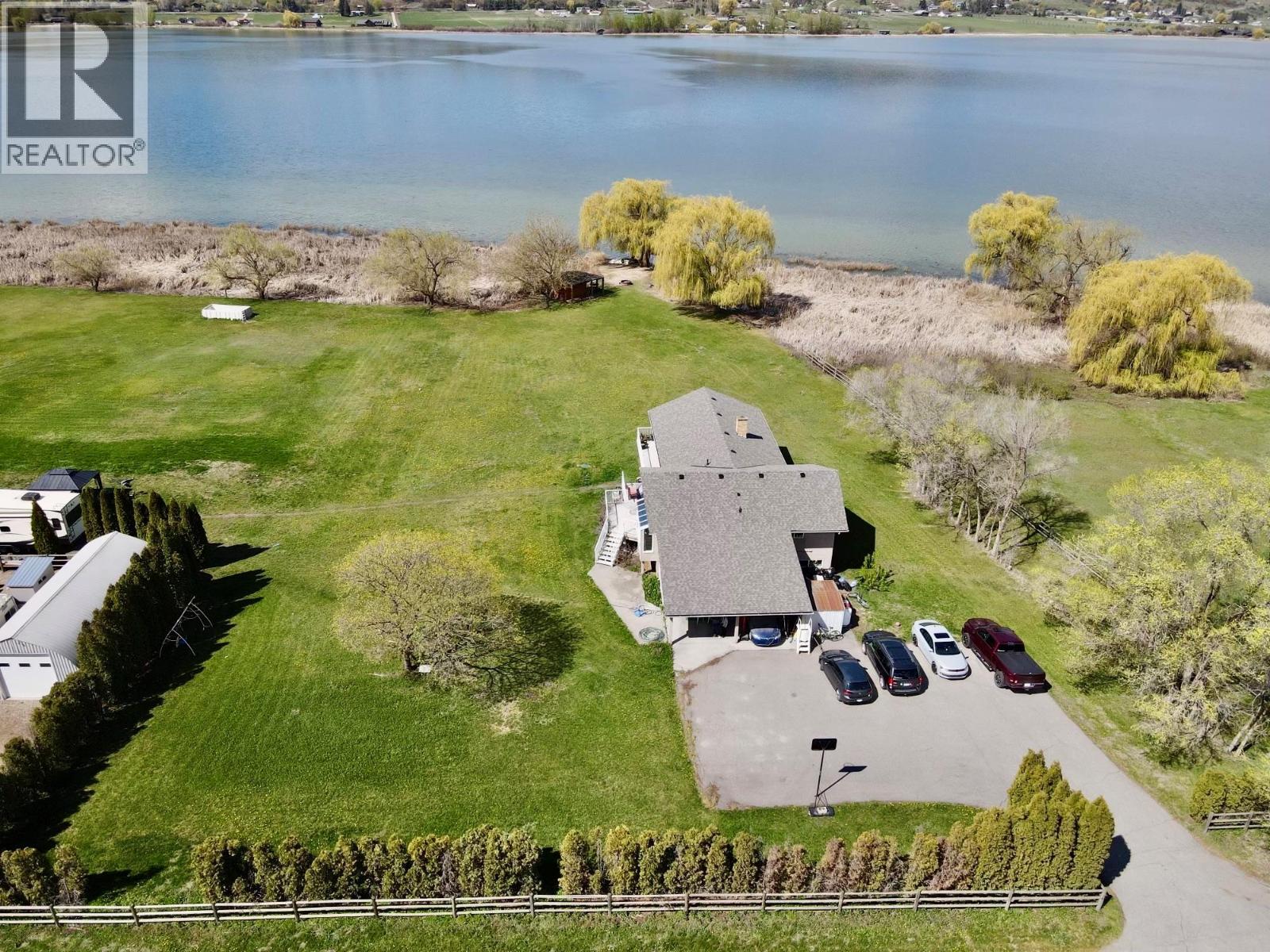 7792 Lochdale Road, Vernon