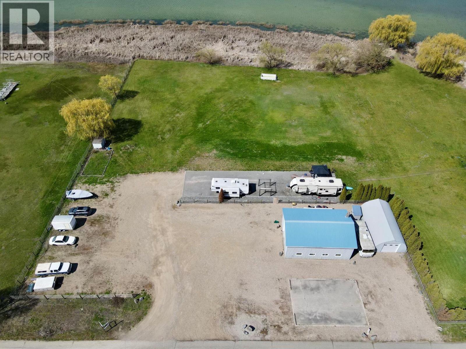 7792 Lochdale Road, Vernon