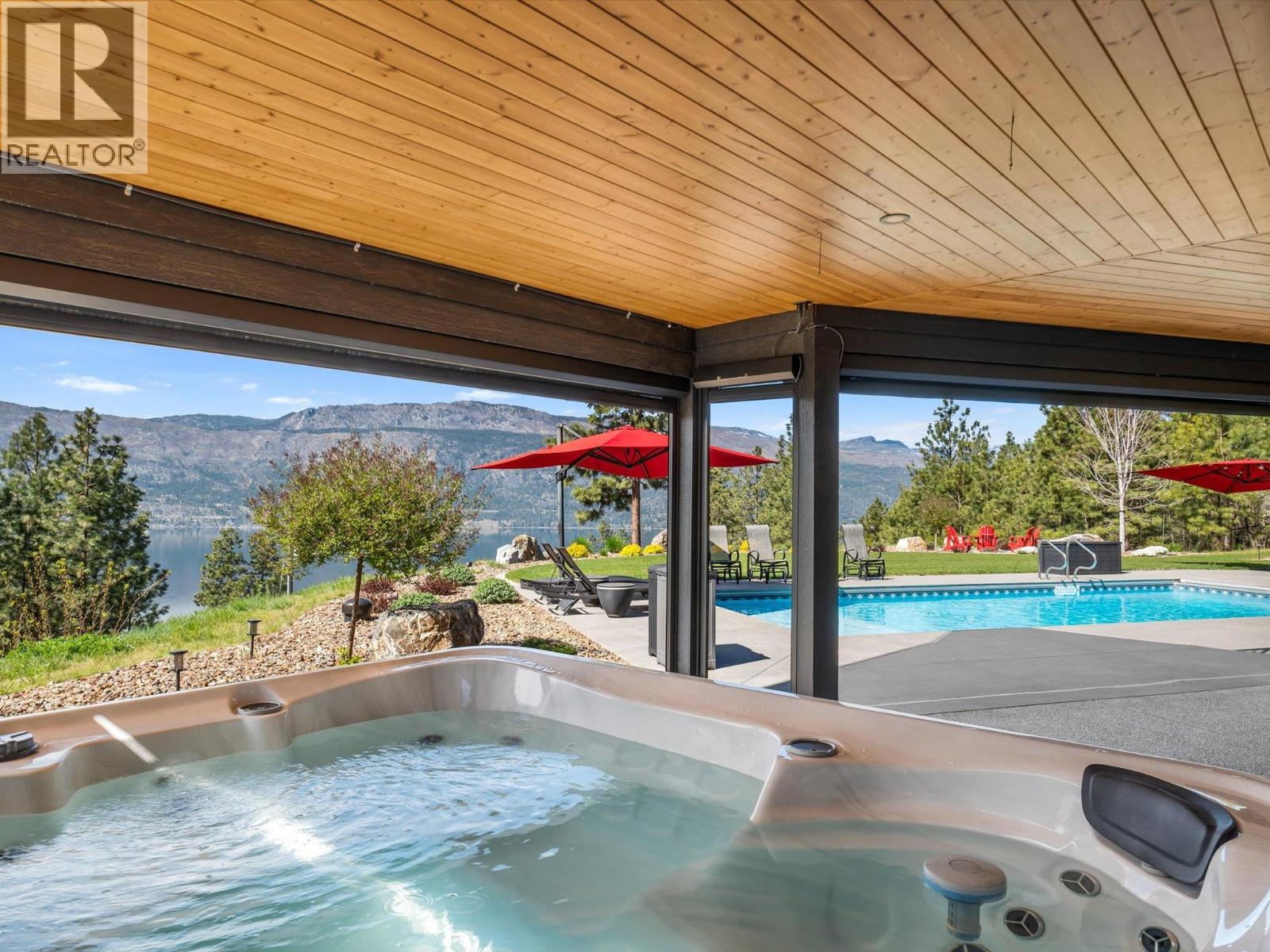 14405 Moberly Road, Lake Country