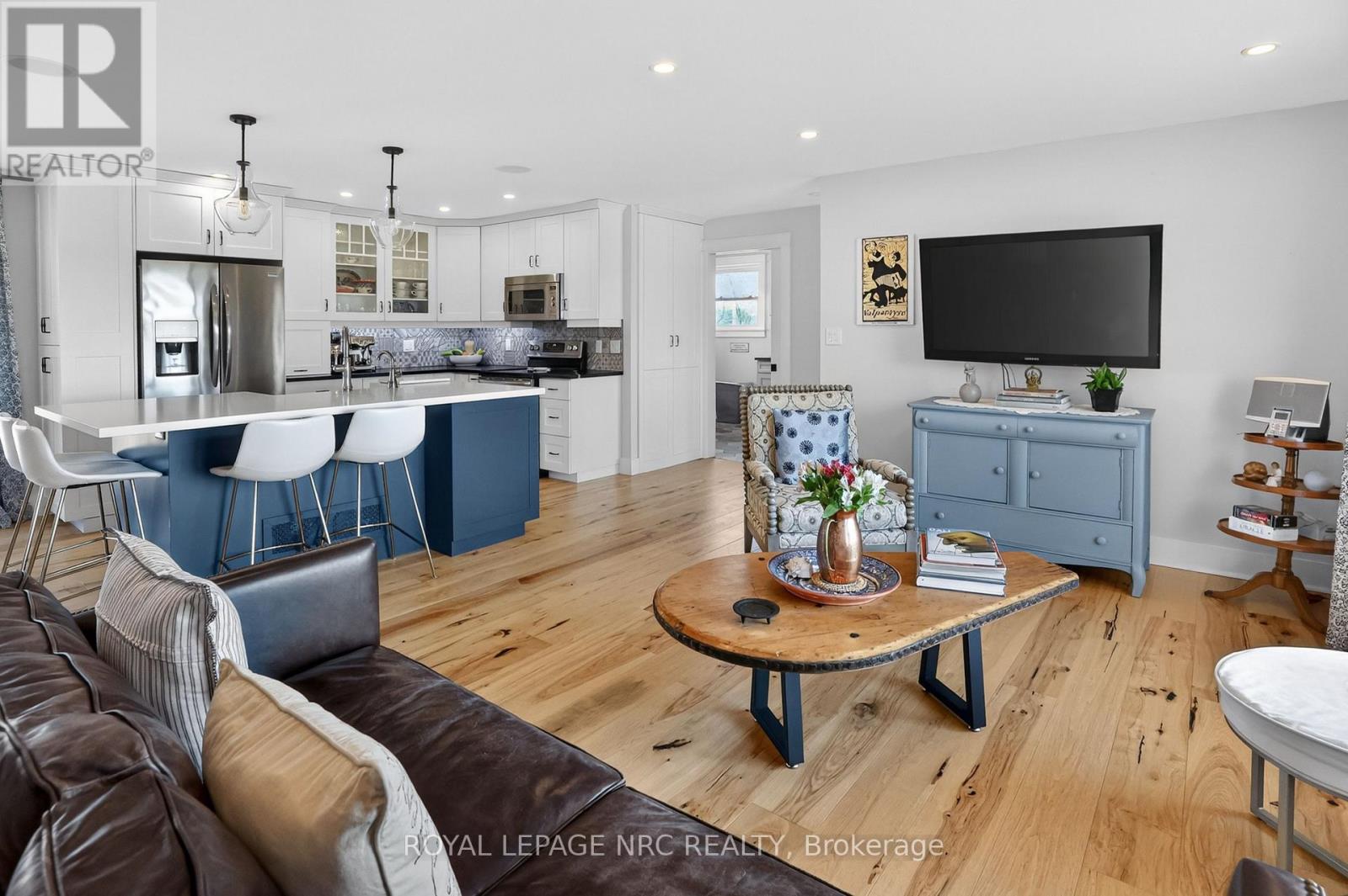 OPEN CONCEPT