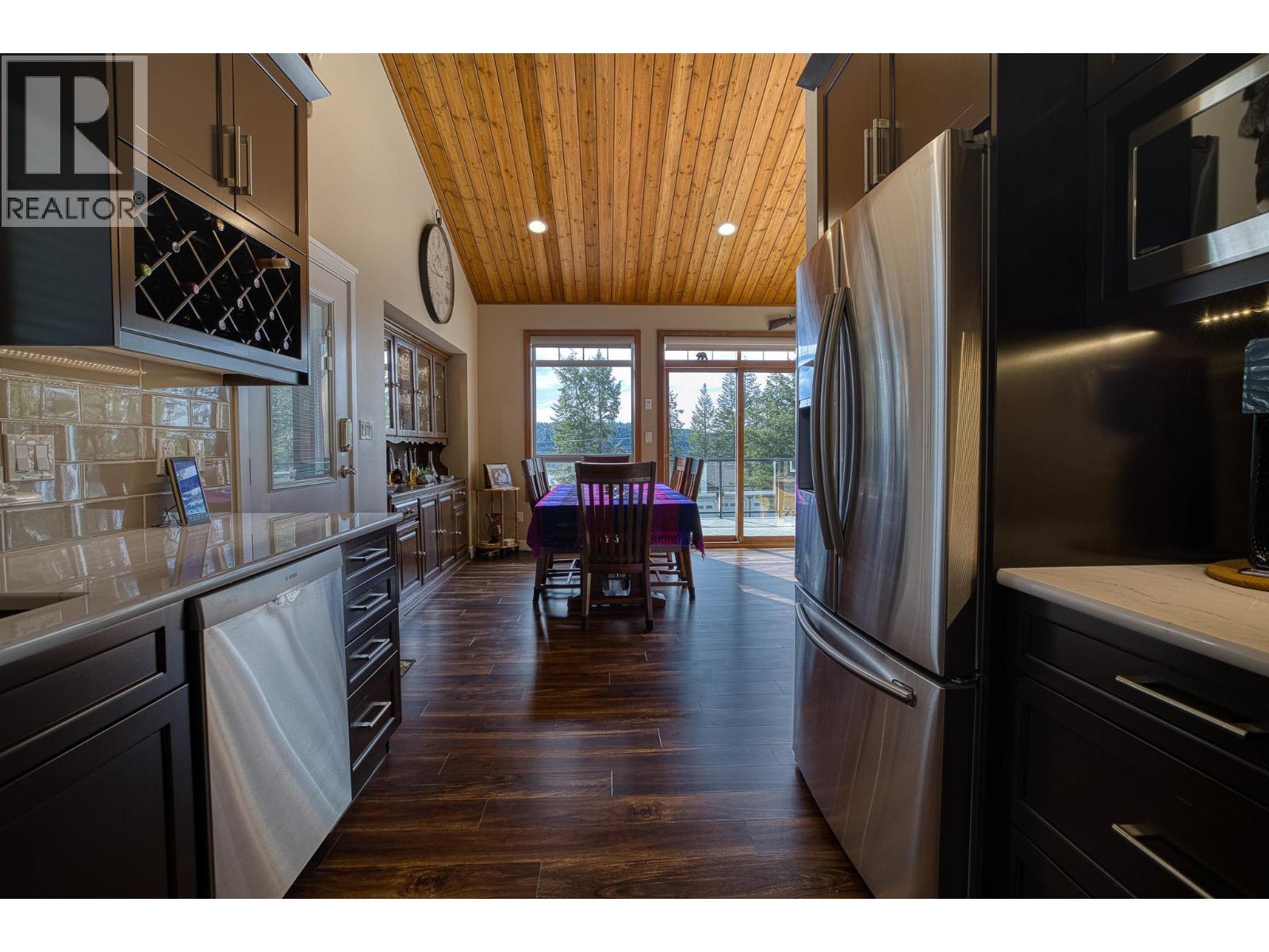 3779 EMERALD CRESCENT - 4