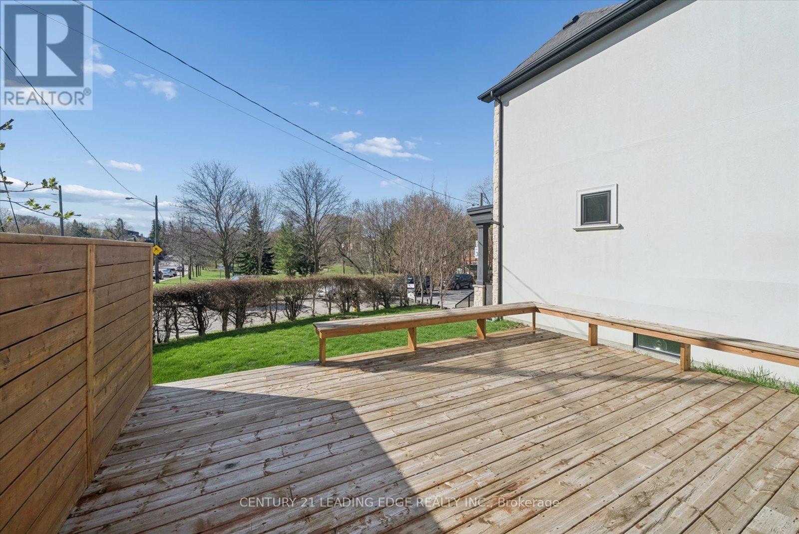 490 ARLINGTON AVENUE — photo 34