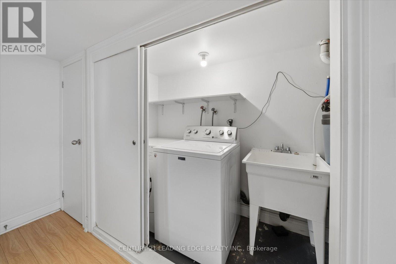 490 ARLINGTON AVENUE — photo 32