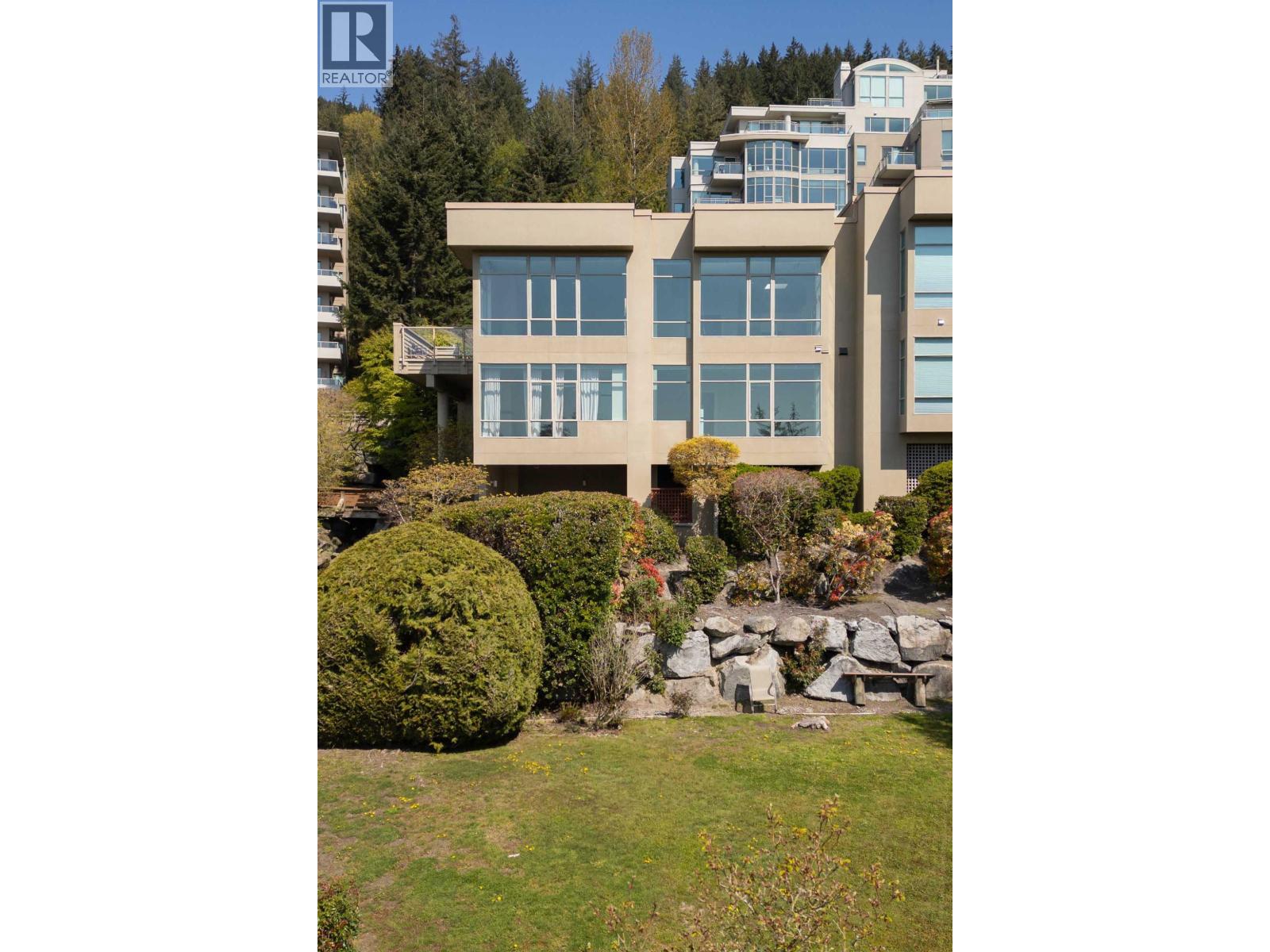 3112 DEER RIDGE DRIVE, West Vancouver