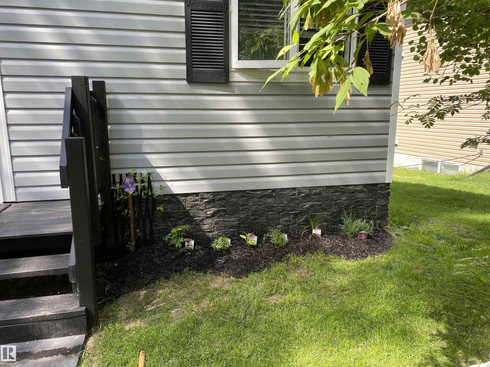 633 LAKESIDE PT, Rural Parkland County