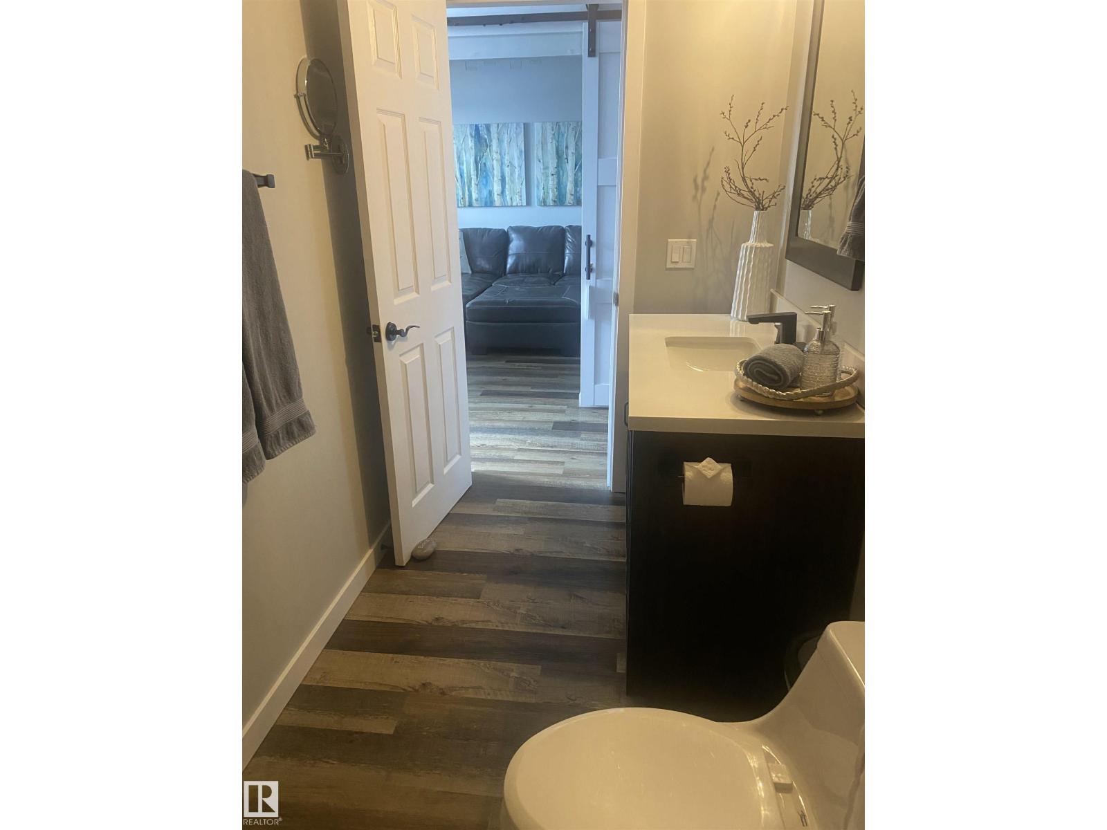 633 LAKESIDE PT, Rural Parkland County