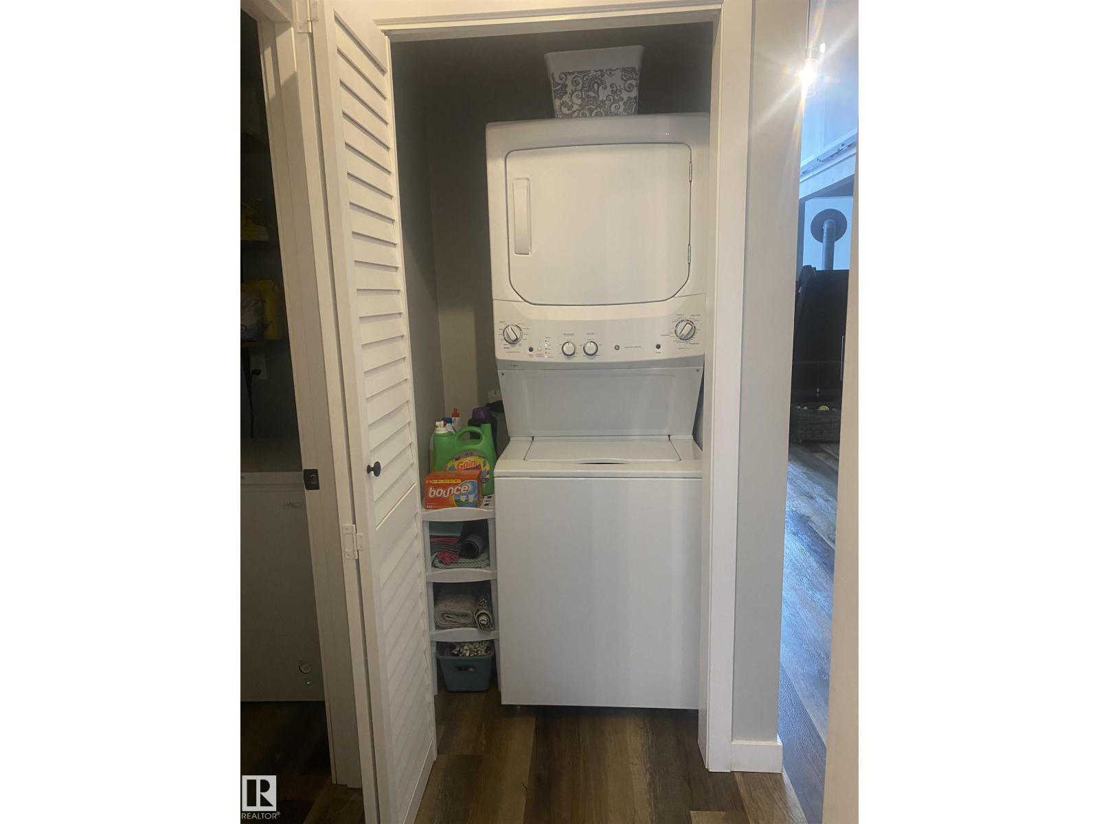 633 LAKESIDE PT, Rural Parkland County