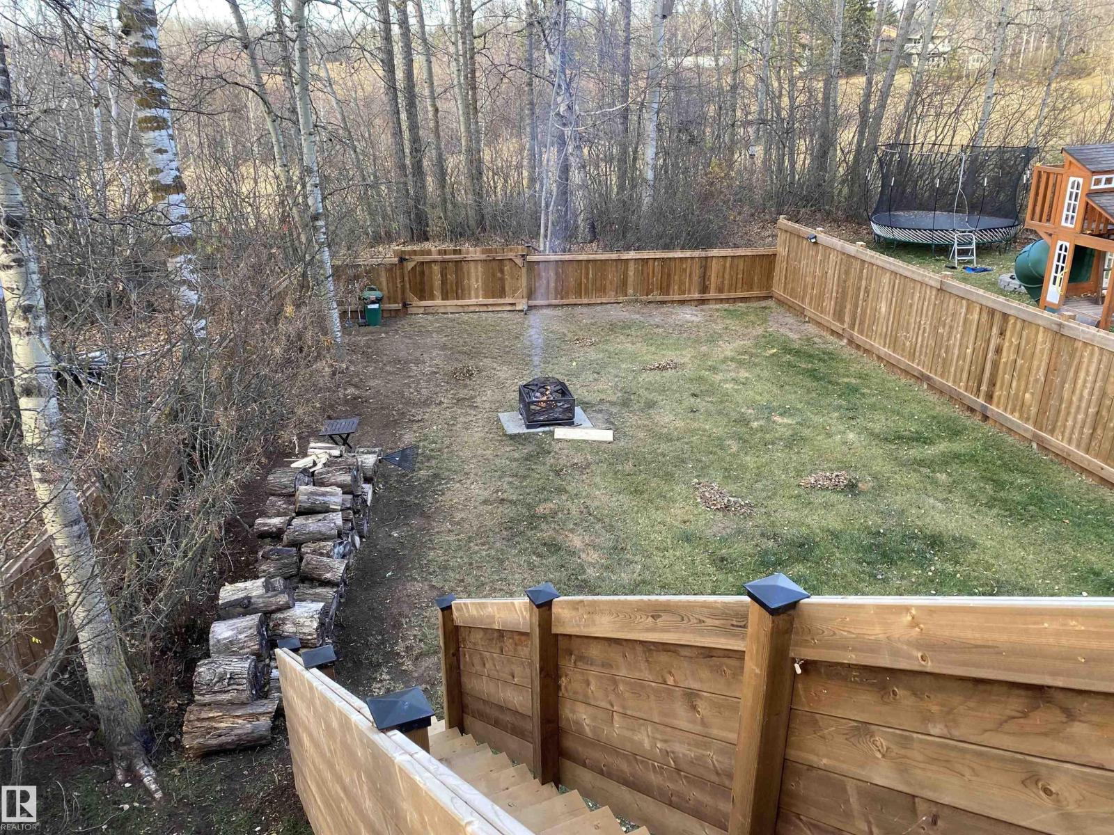 633 LAKESIDE PT, Rural Parkland County