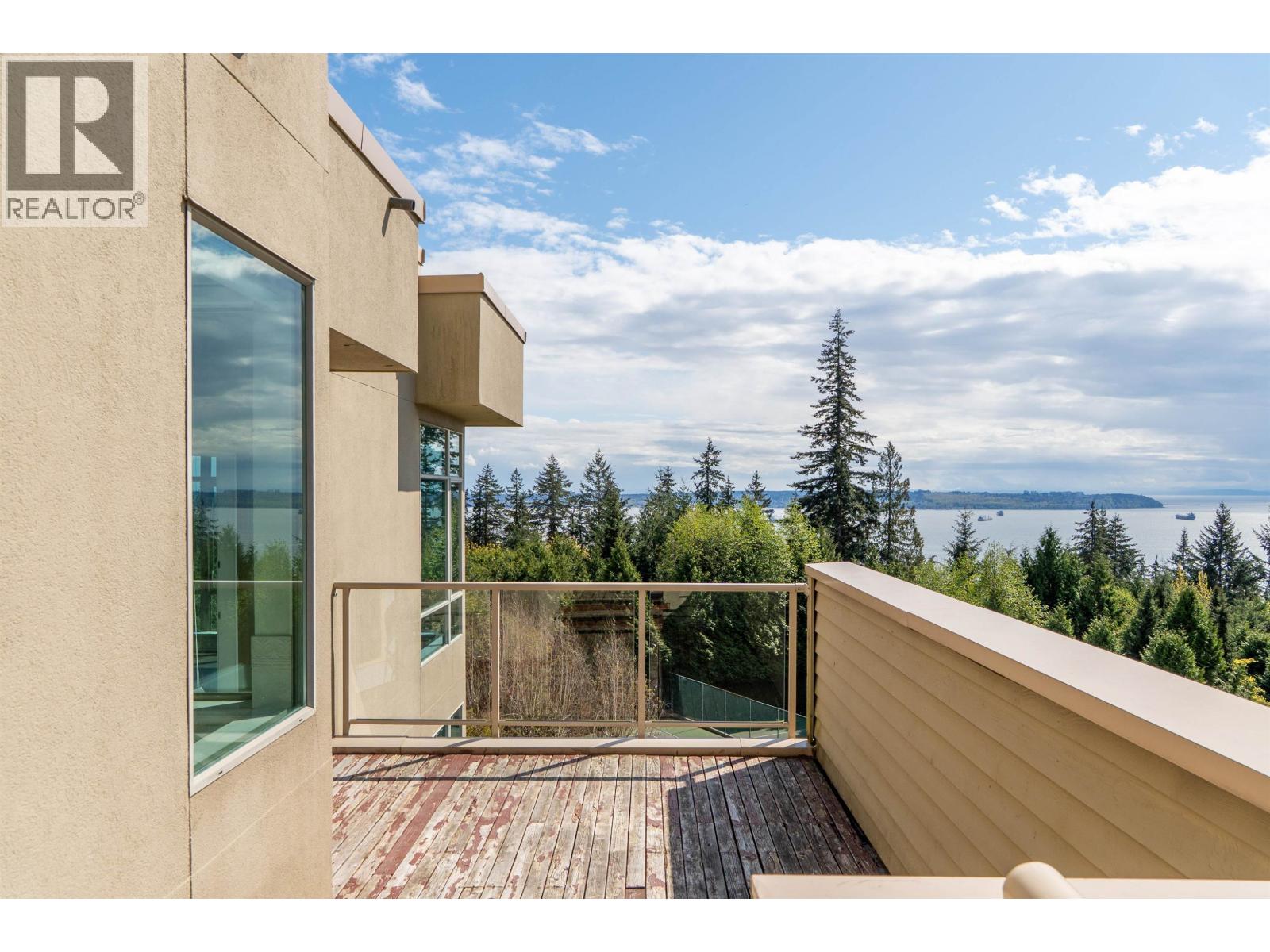 3112 DEER RIDGE DRIVE, West Vancouver