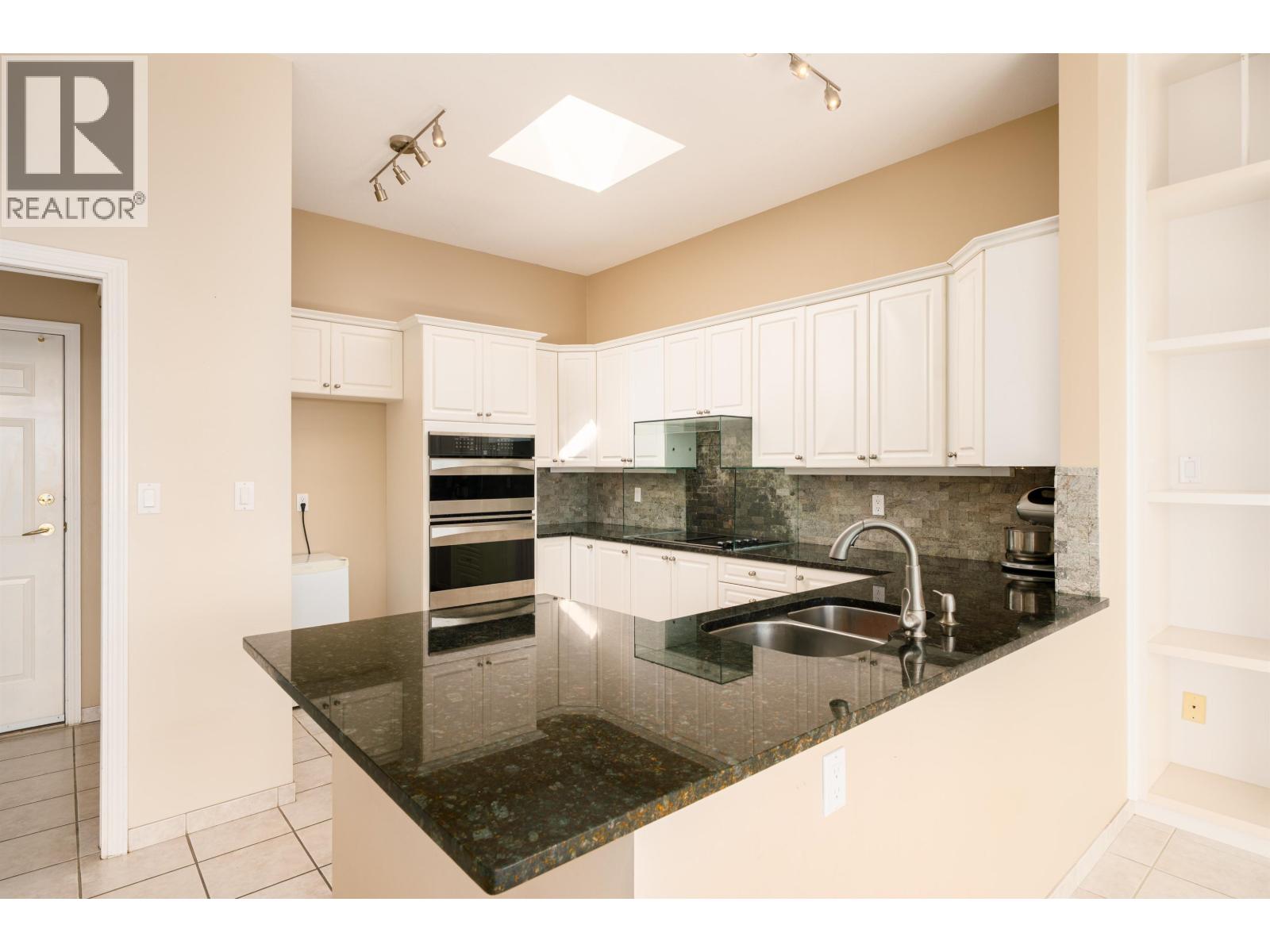 3112 DEER RIDGE DRIVE, West Vancouver
